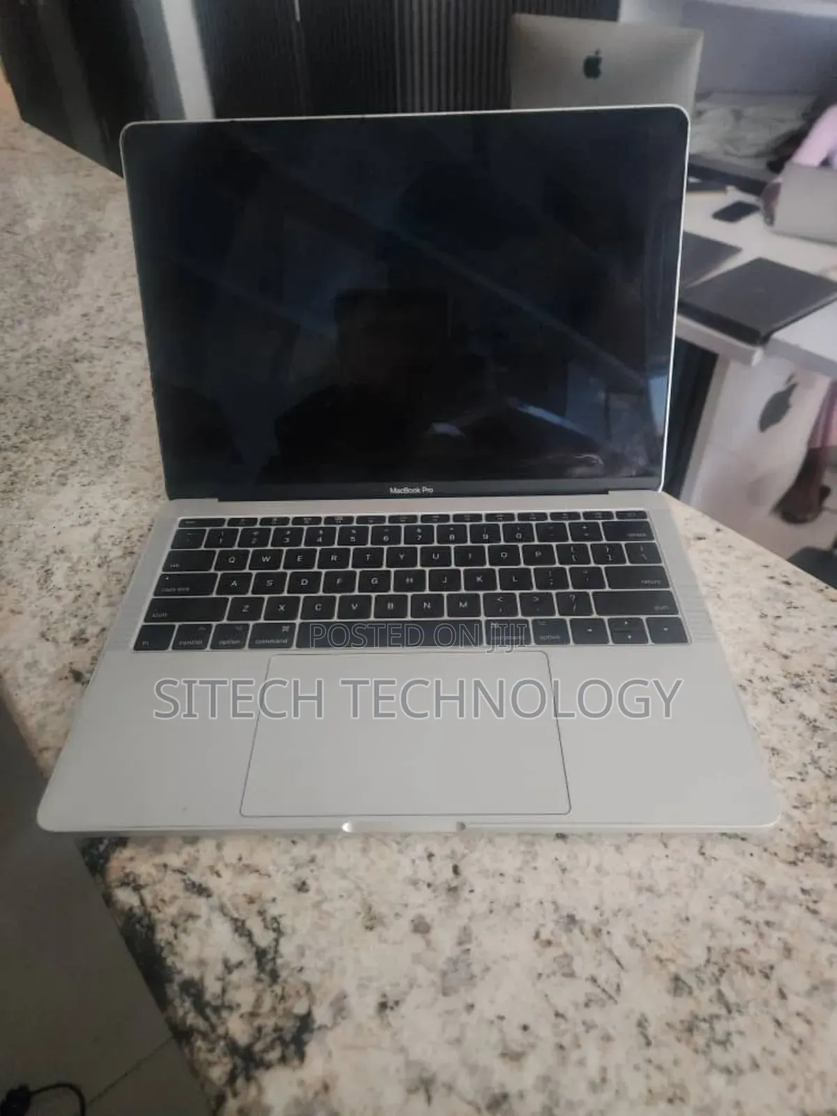 Laptop Apple MacBook Pro 2017 8GB Intel Core I5 SSD 256GB