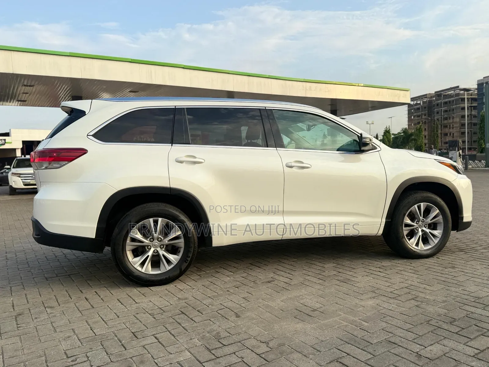 Toyota Highlander XLE 4dr SUV (3.5L 6cyl 6A) 2015 Off white