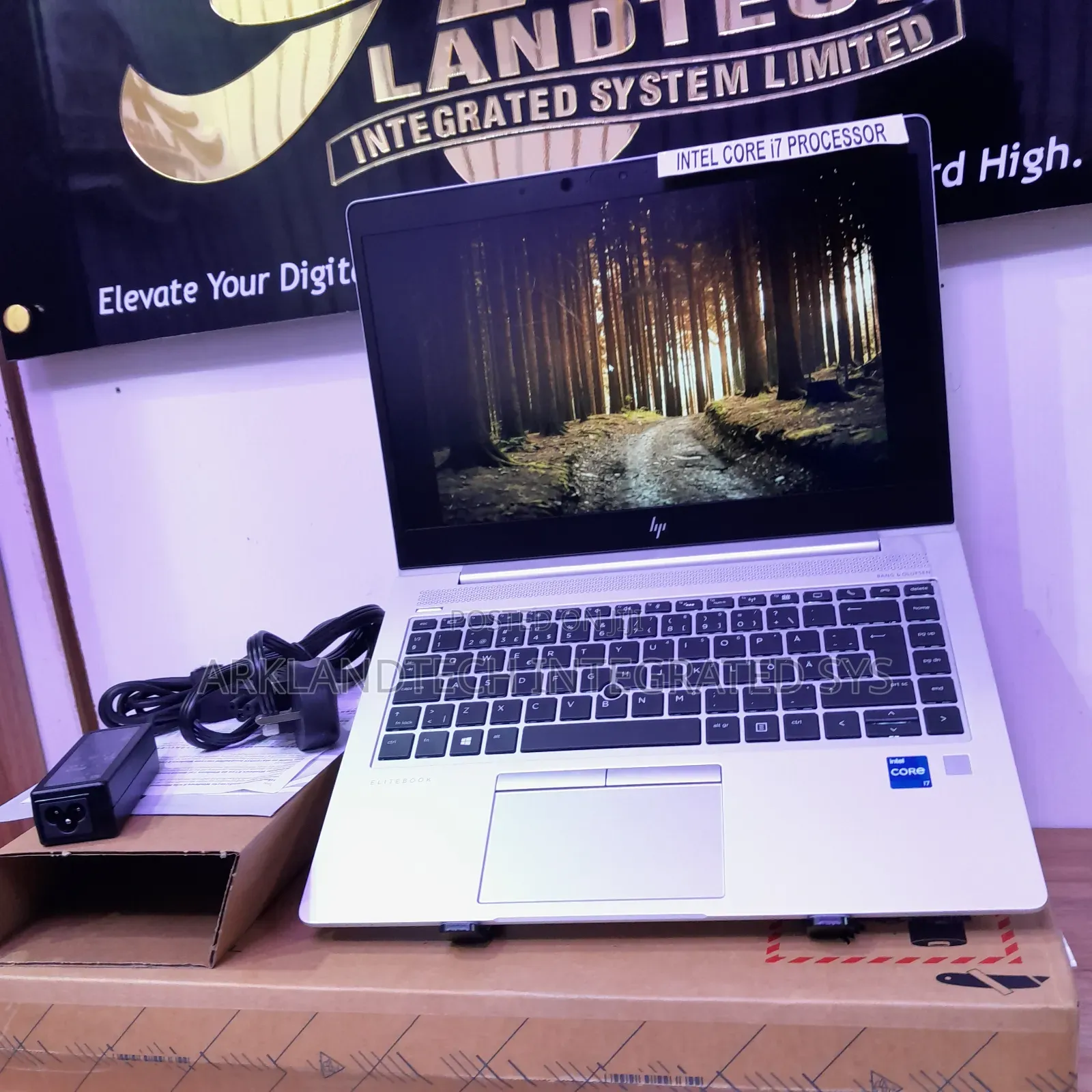 New Laptop HP EliteBook 8470P 12GB Intel Core I7 SSD 1T