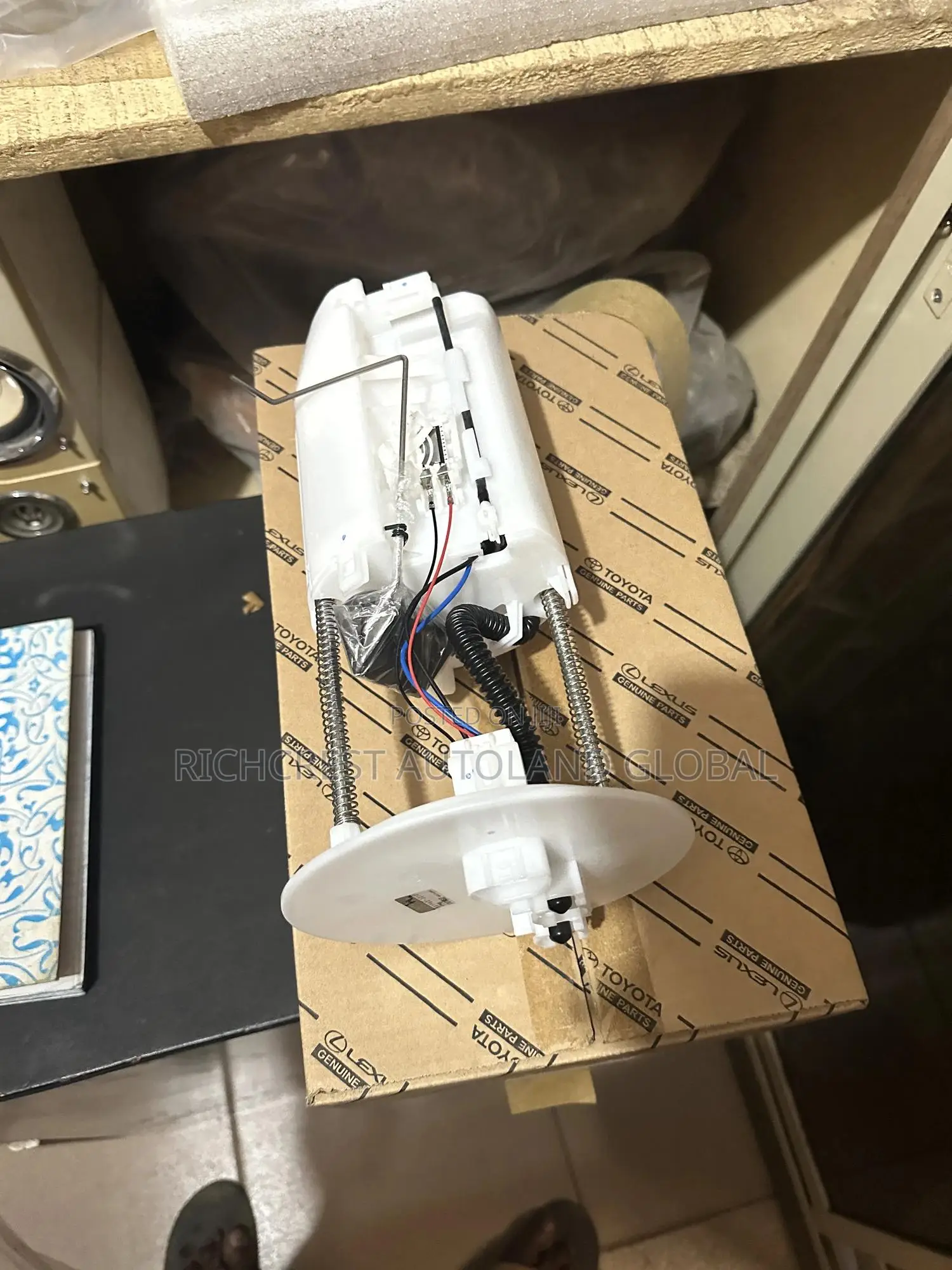 Toyota Hilux 2015-2020 Complete Fuel Pump .