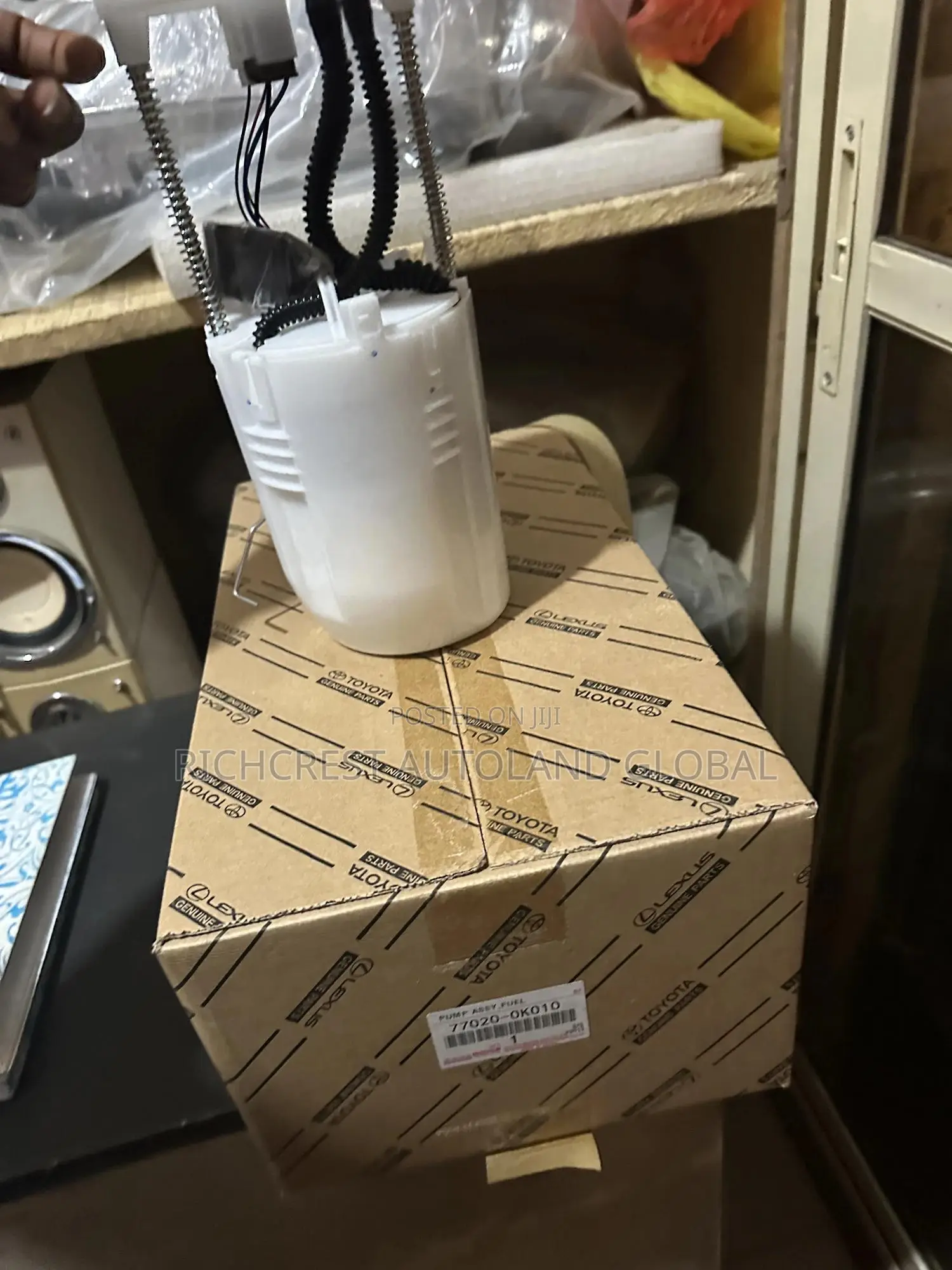Toyota Hilux 2015-2020 Complete Fuel Pump .