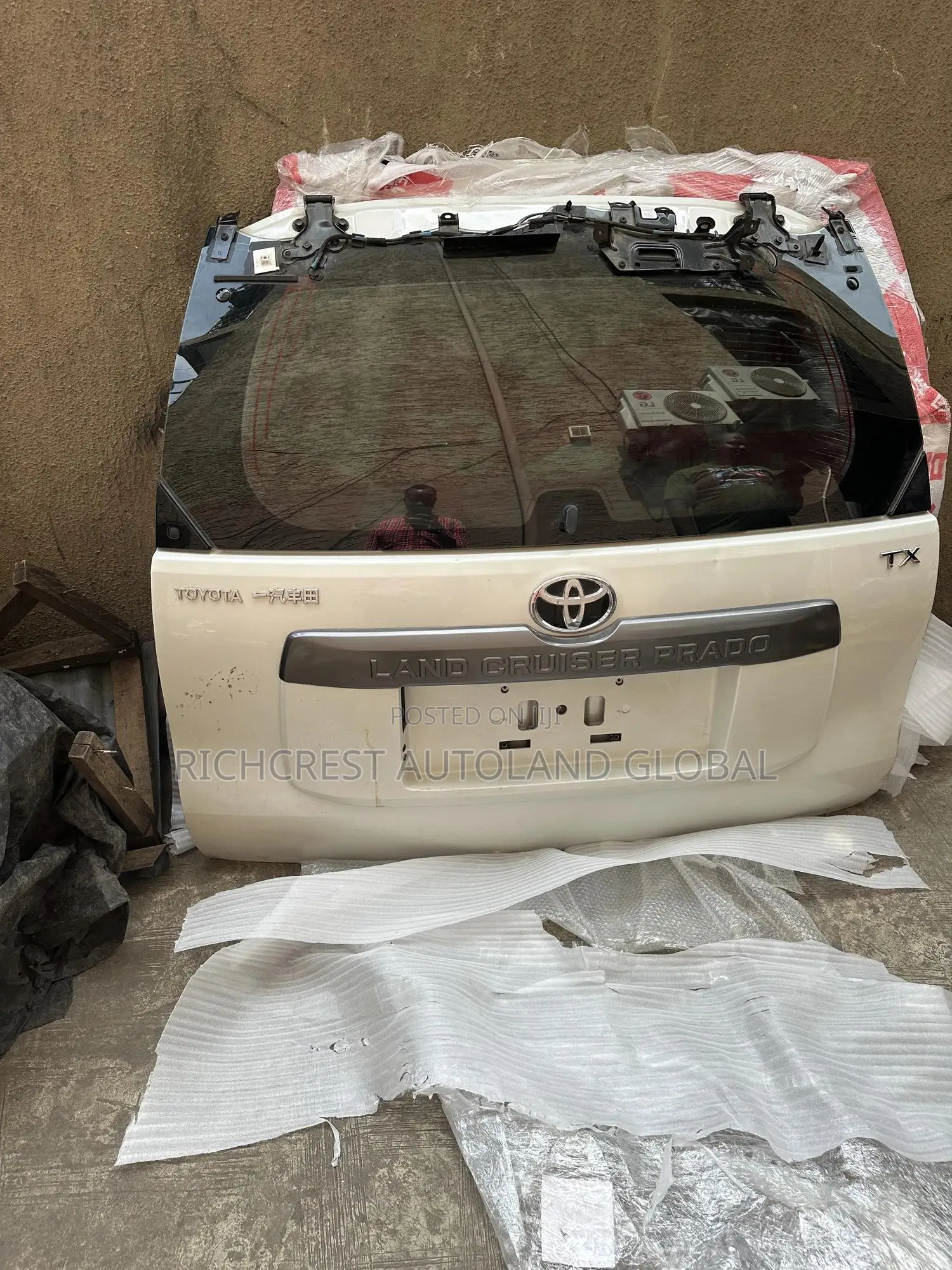 Toyota Landcruiser Prado 2018 Complete Boot .