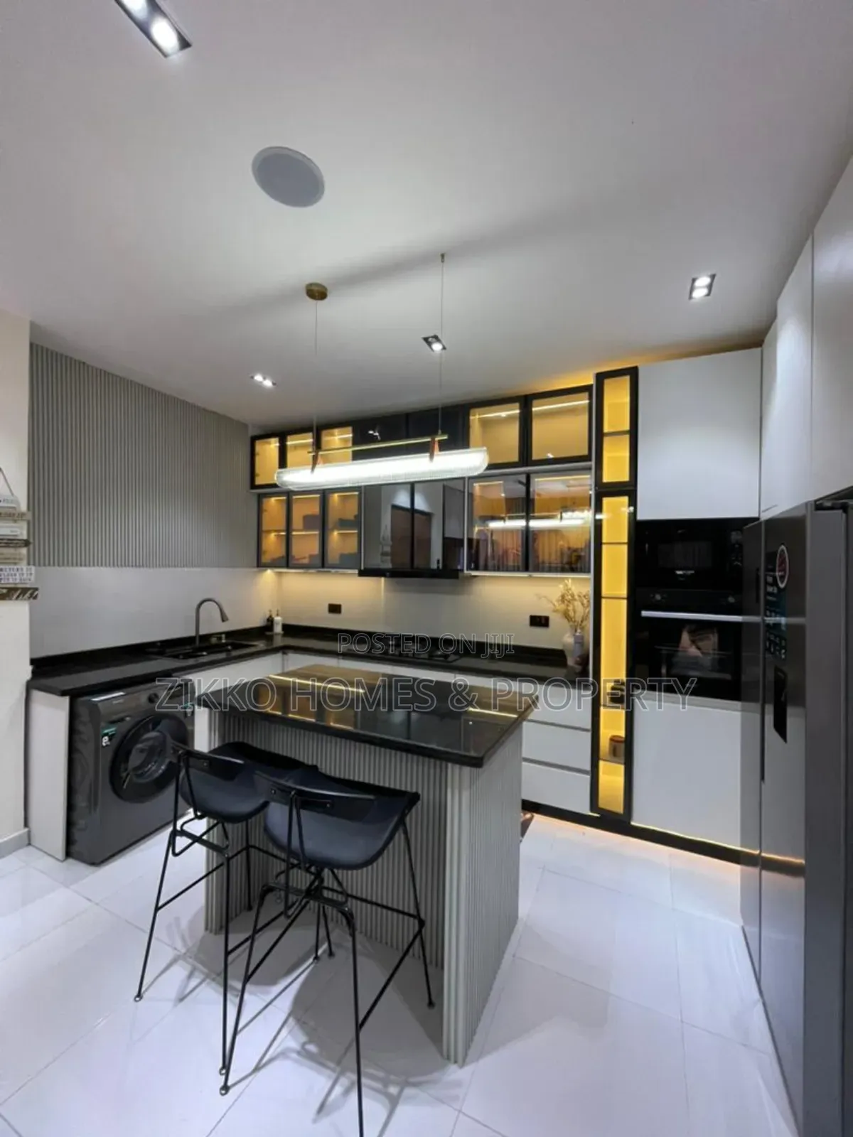 2bdrm Apartment in Ologolo, Lekki for sale