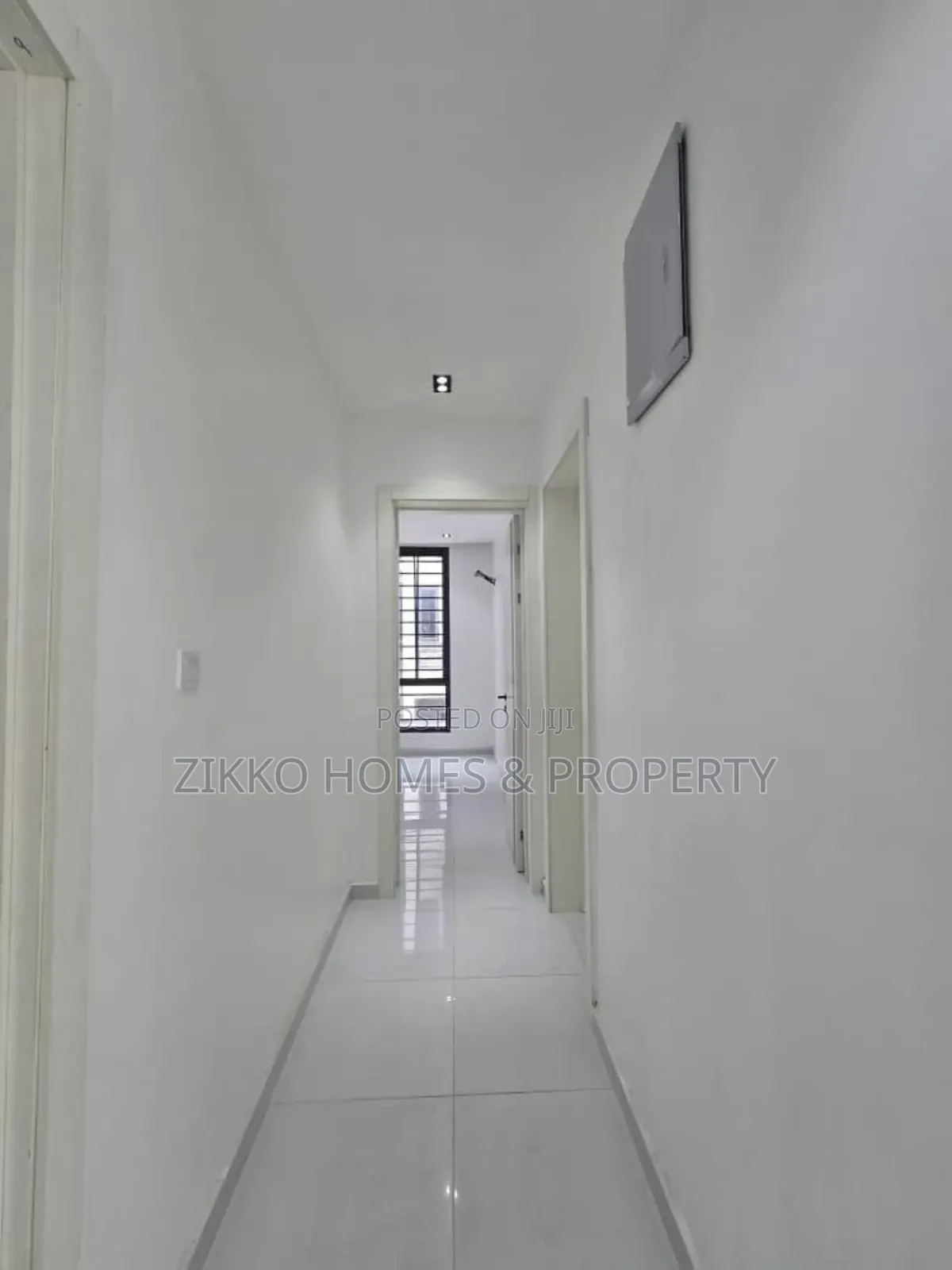 2bdrm Apartment in Ologolo, Lekki for sale