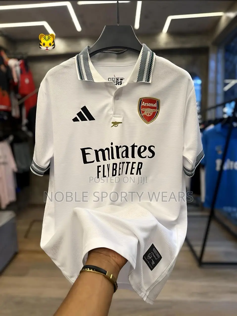 Arsenal Concept Polo in White and Black