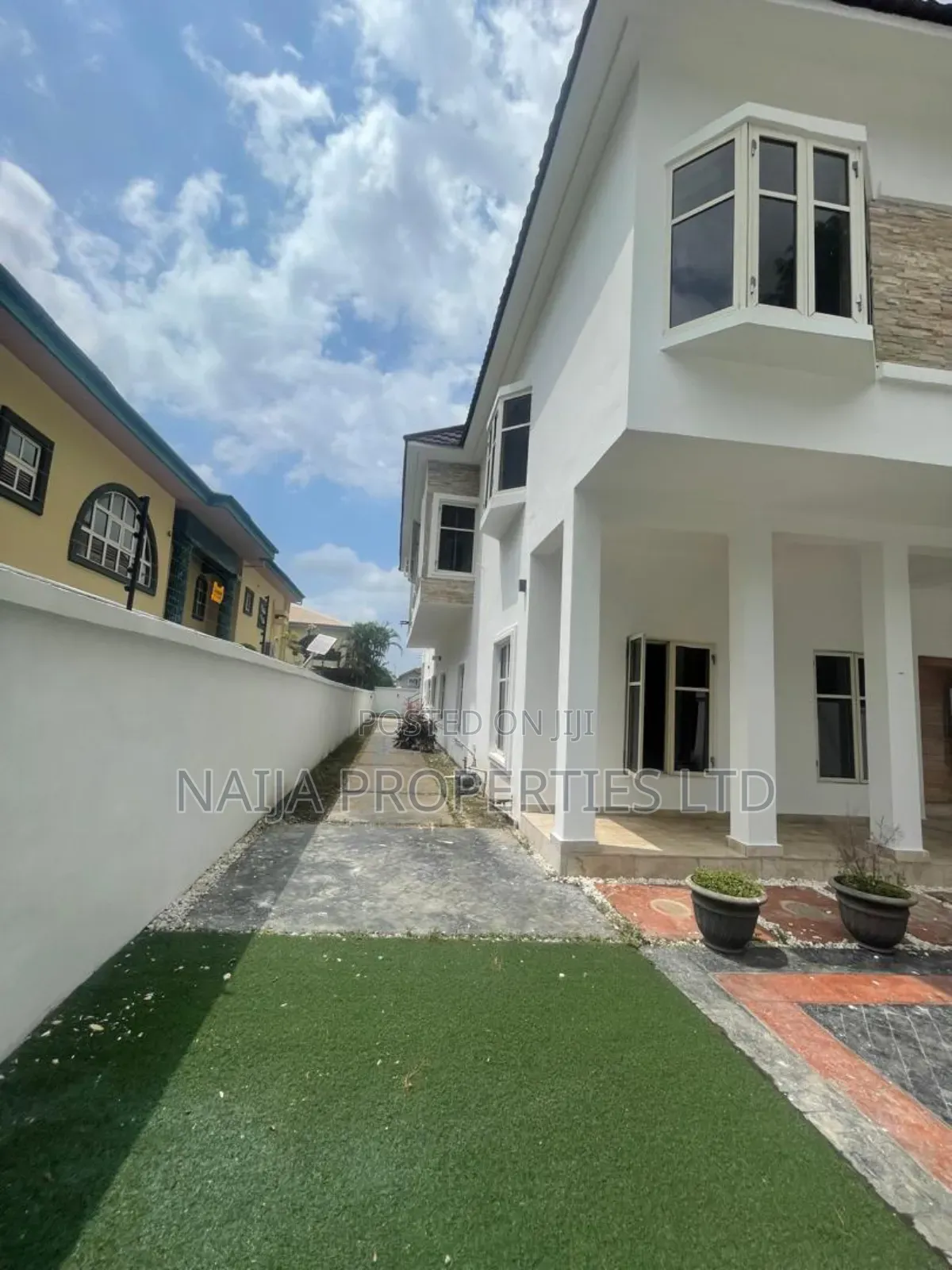 5bdrm Duplex in Vgc, Lekki for sale