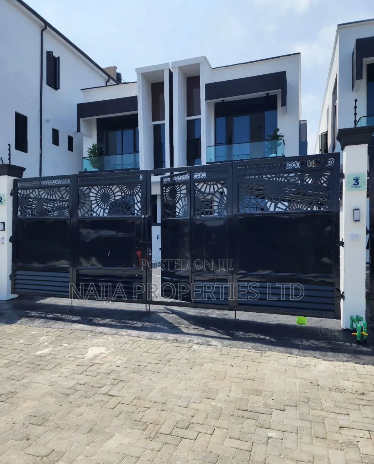 4bdrm Duplex in Royal Pine Estate, Lekki for sale