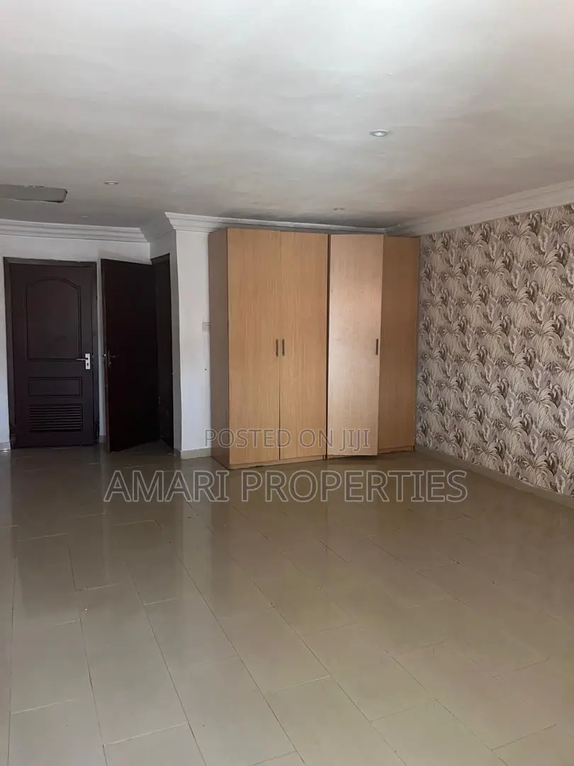 3bdrm Block of Flats in Oniru, Victoria Island Extension for rent