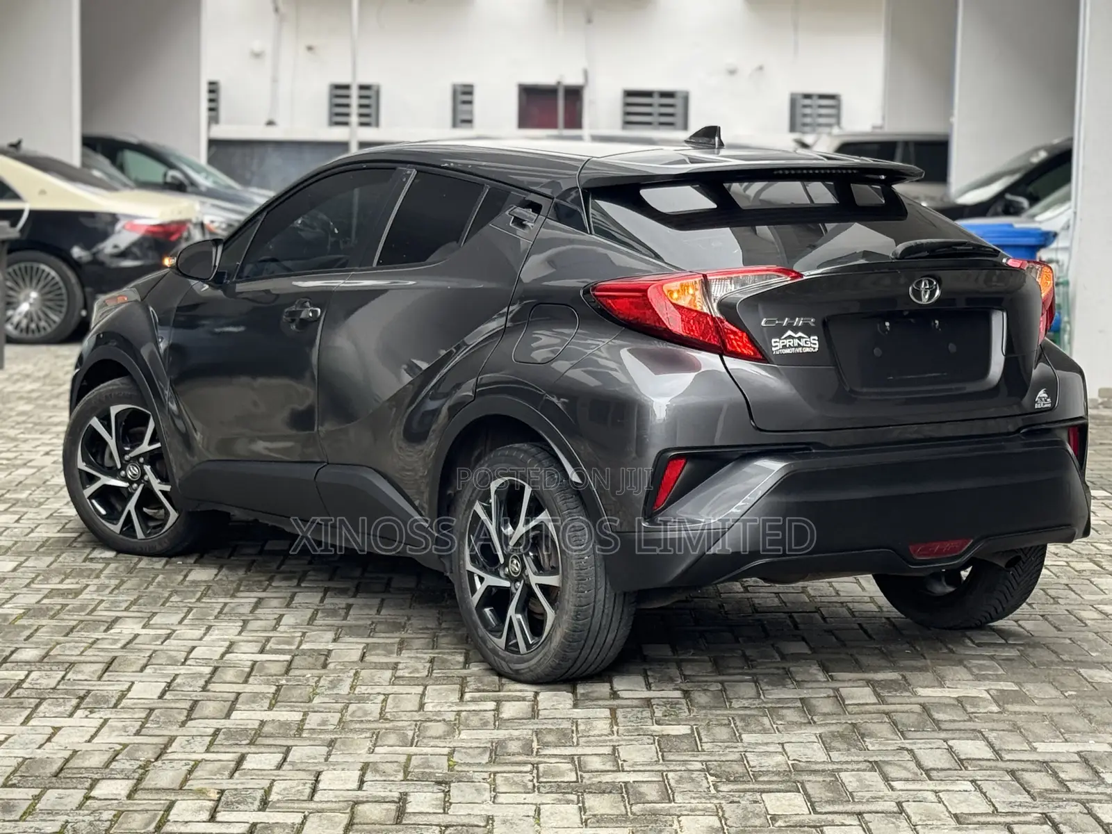 Toyota C-HR XLE Prermium FWD (2.0L 4cyl 2AM) 2018 Gray