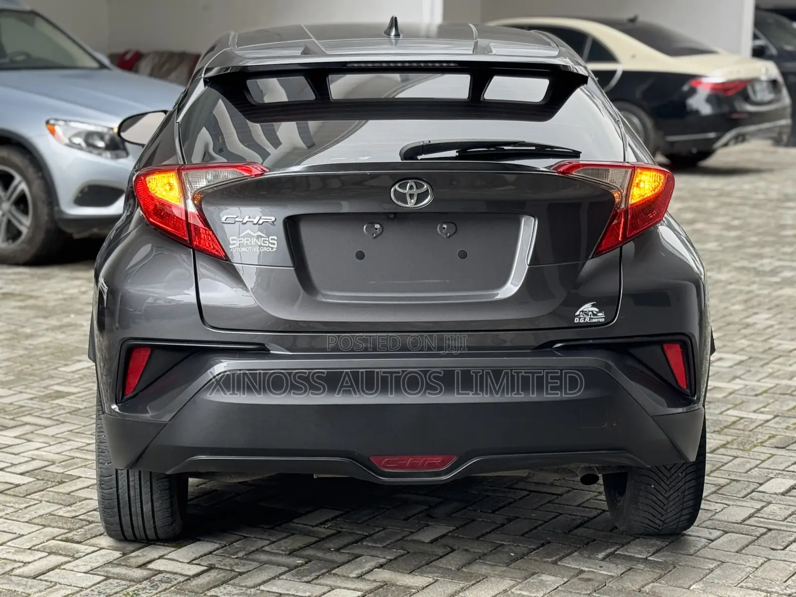 Toyota C-HR XLE Prermium FWD (2.0L 4cyl 2AM) 2018 Gray