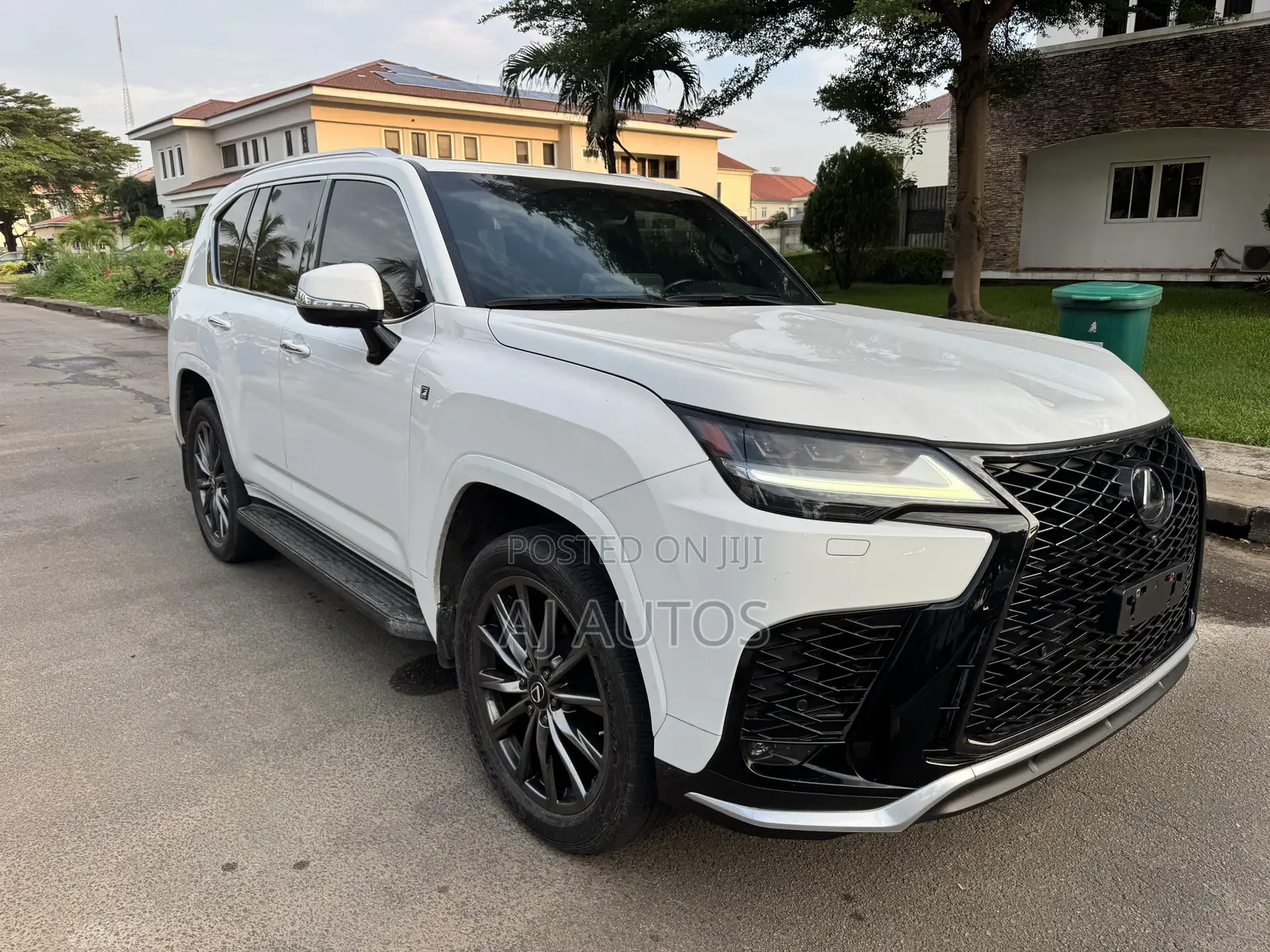 Lexus LX 2023 White