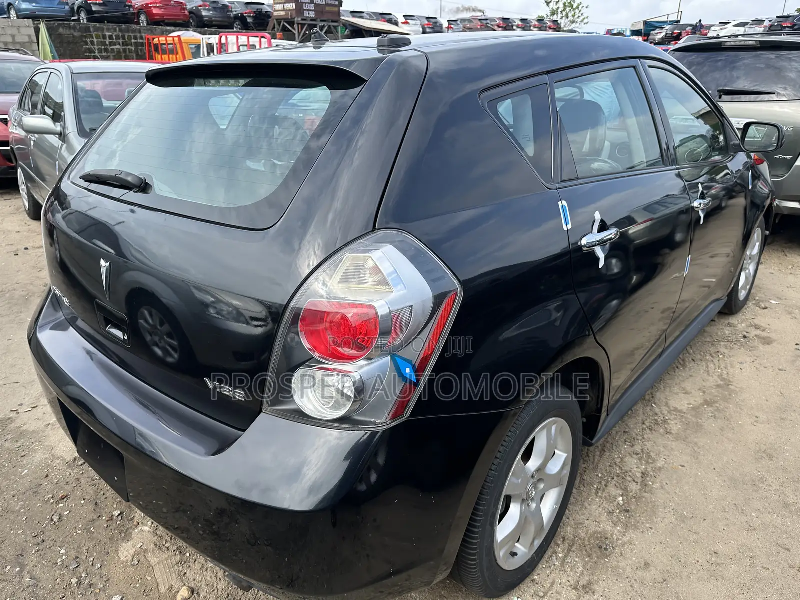 Pontiac Vibe 1.8L 2010 Black