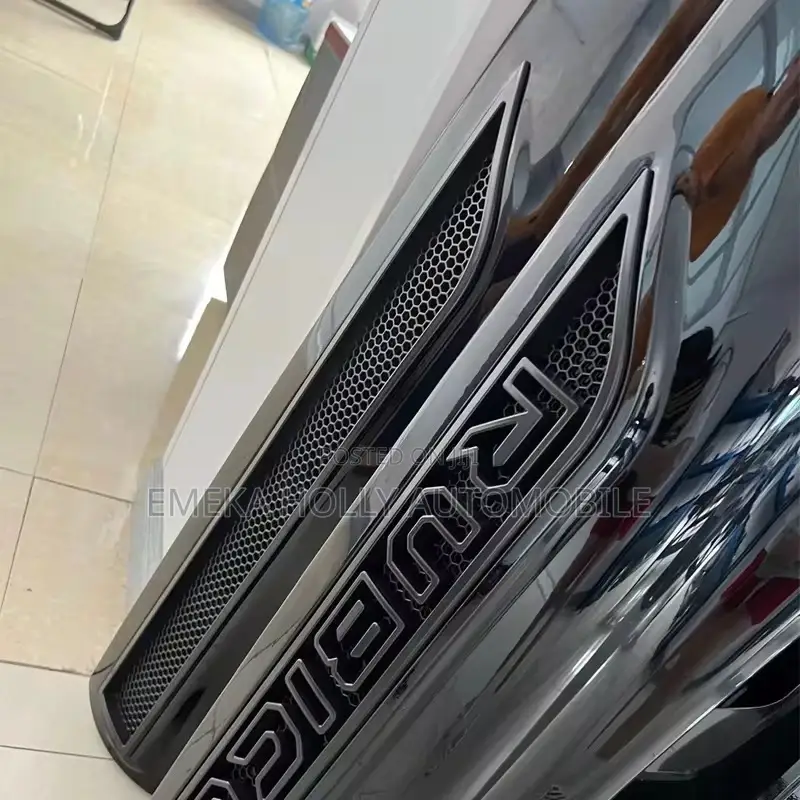Jeep Wrangler Rubicon Engine Bonnet Hood Kit
