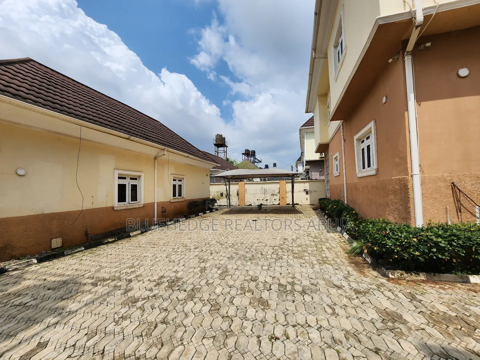 5bdrm Duplex in Mab Global Estate, Gwarinpa for rent
