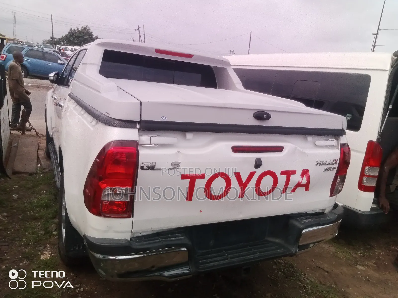 Toyota Hilux Revo Double Cab Petrol 2.7 AWD 2016 White