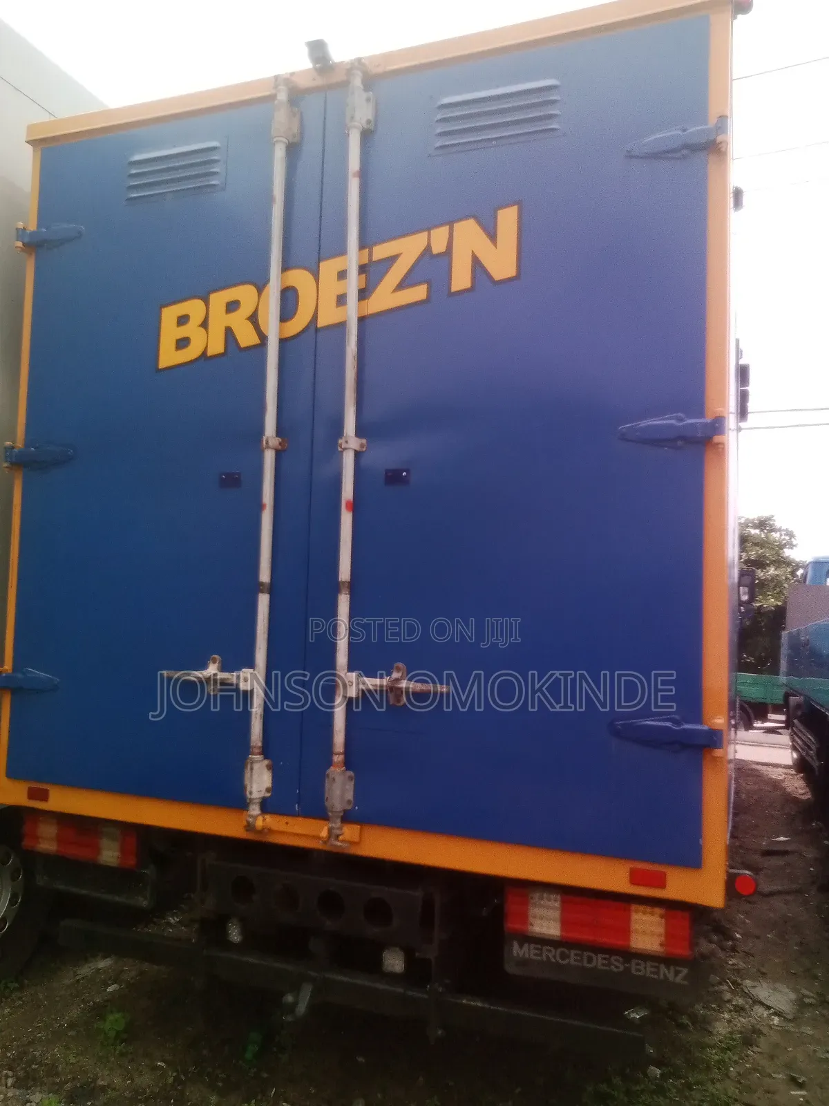 Mercedes Benz 814 Truck
