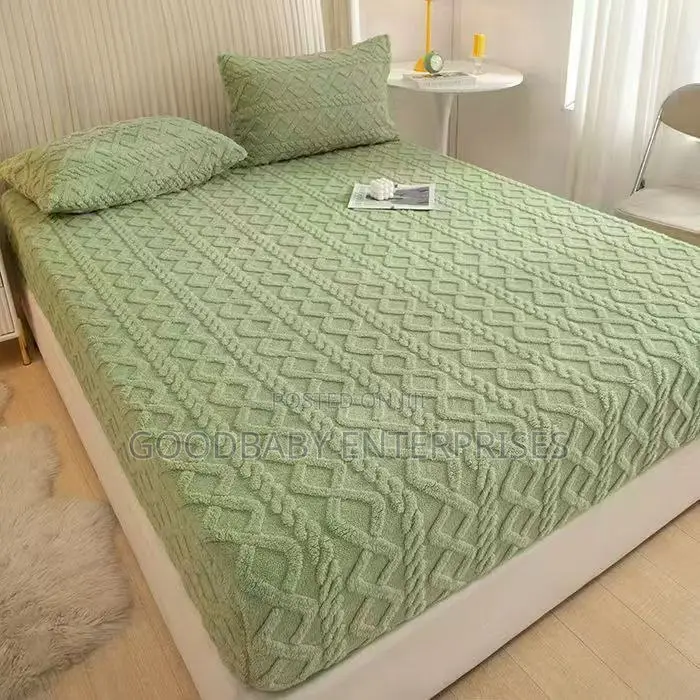 Velvet Fitted Mattress Waterproof Bedsheet