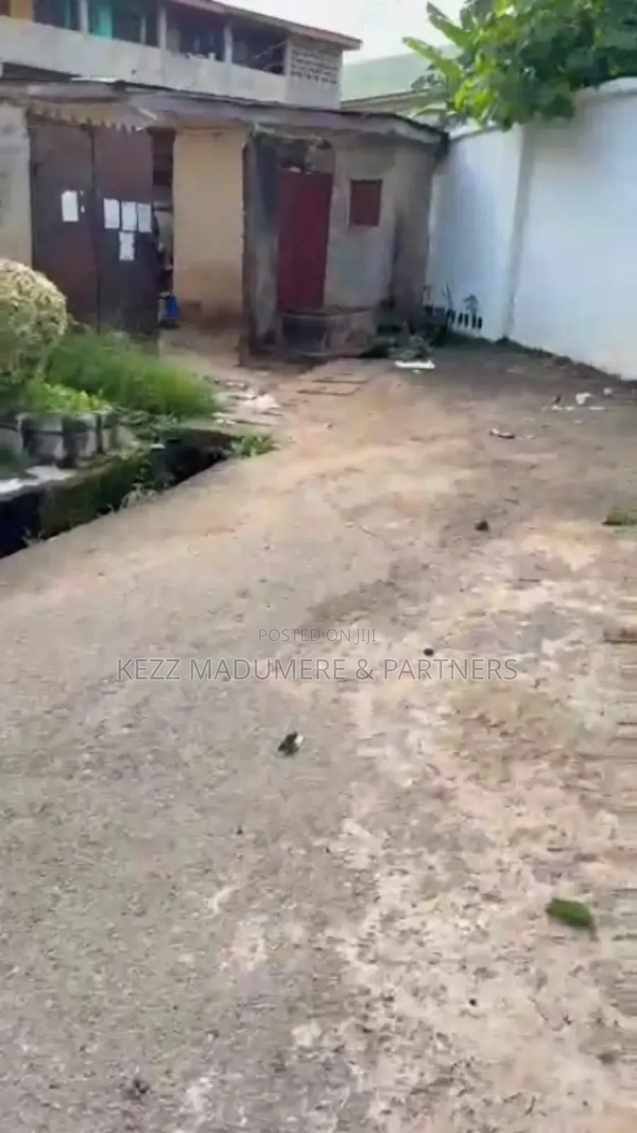 For Sale: 1500 SQMTS With Old Structure at Ekulu West, Old Gra, Enugu
