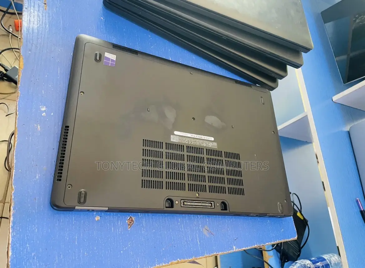 Laptop Dell Latitude 5550 8GB Intel Core I5 HDD 500GB