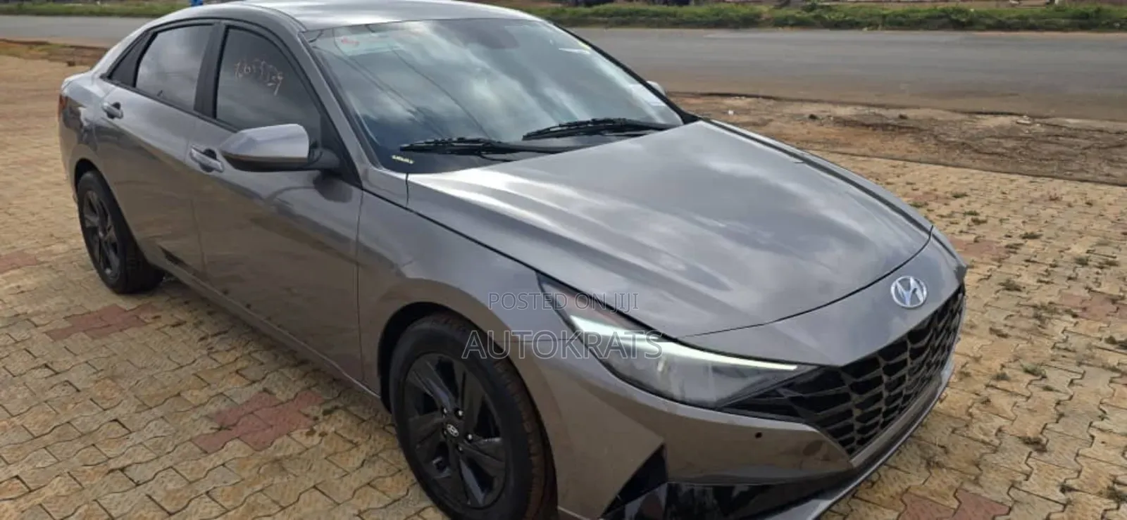 Hyundai Elantra SEL 2021 Beige