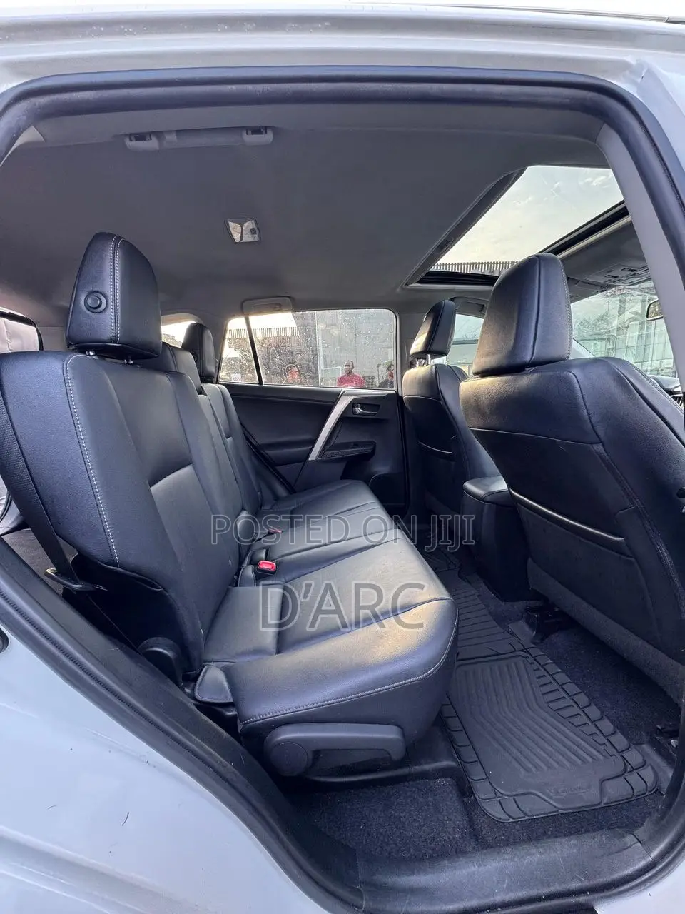 Toyota RAV4 Limited 4dr SUV AWD (2.5L 4cyl 6A) 2015 White