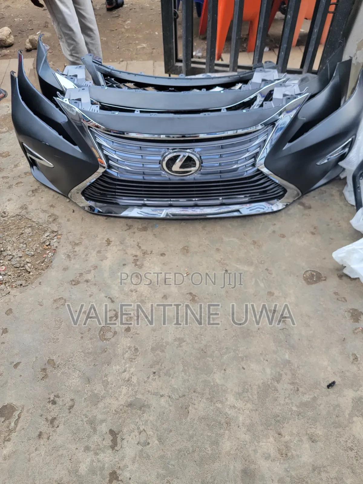 Front Bumper Es350 2018