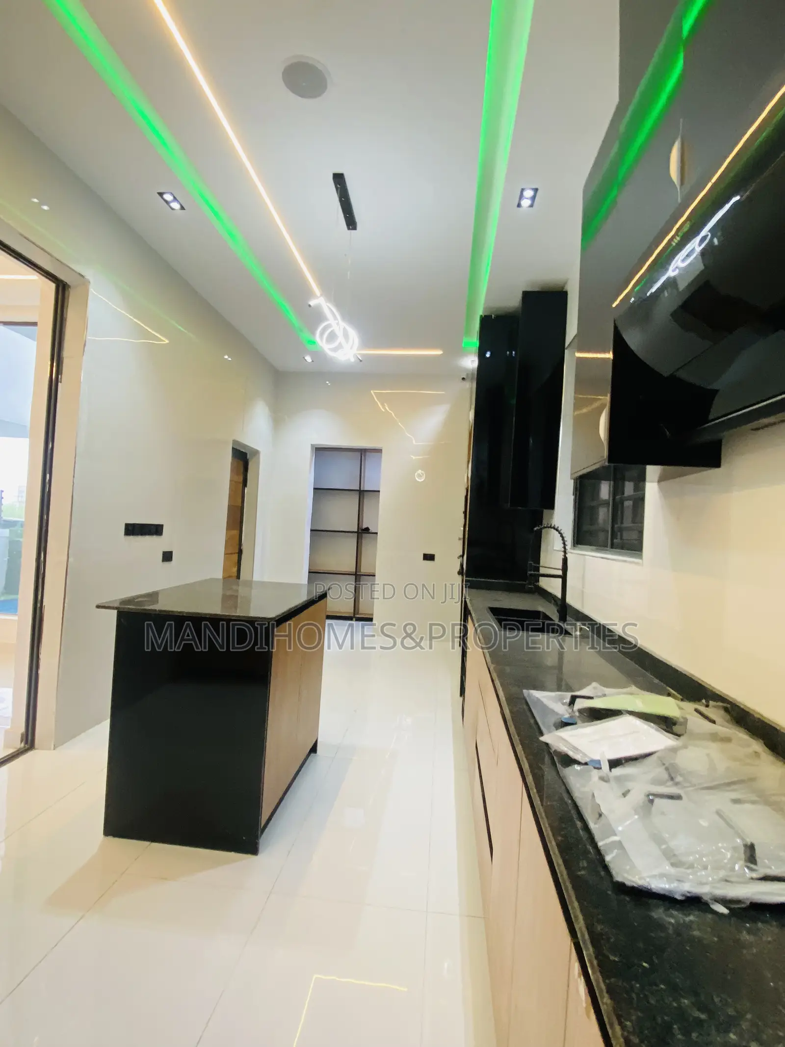 5bdrm Duplex in Ajah for sale