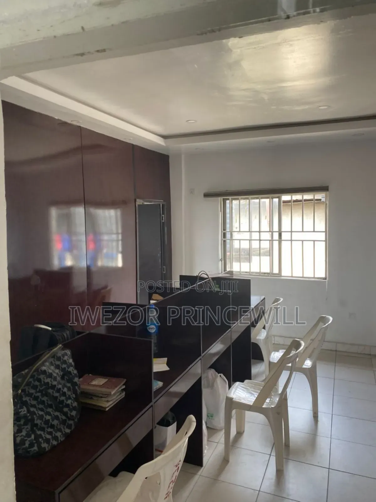 3 Story Building Plaza in Aba Road Ph