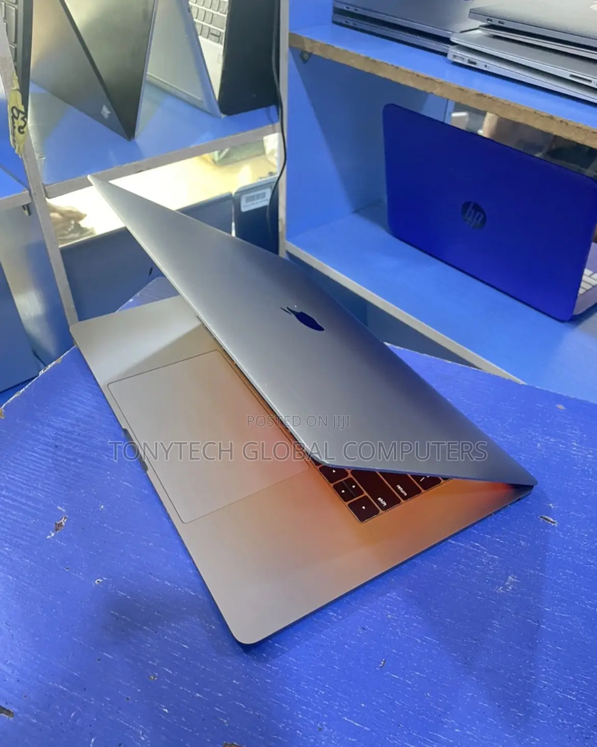 Laptop Apple MacBook Pro 2017 16GB Intel Core i7 SSD 512GB