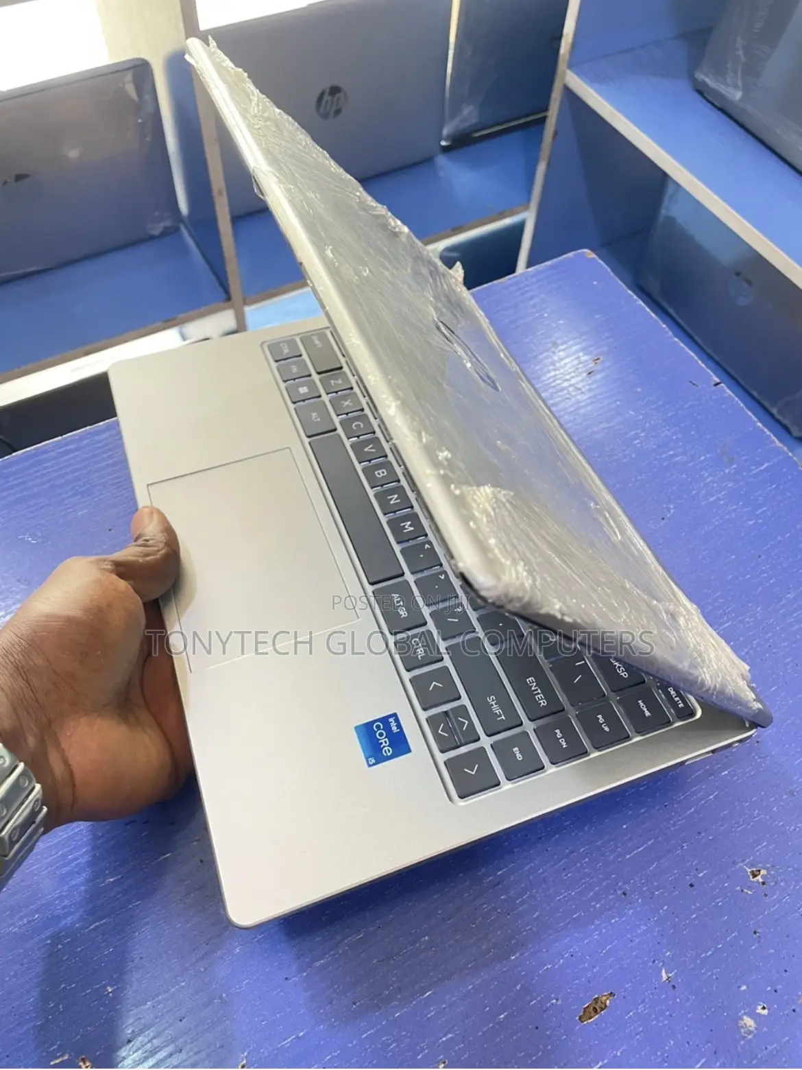 Laptop HP 14-ep0063 16GB Intel Core i5 SSD 512GB