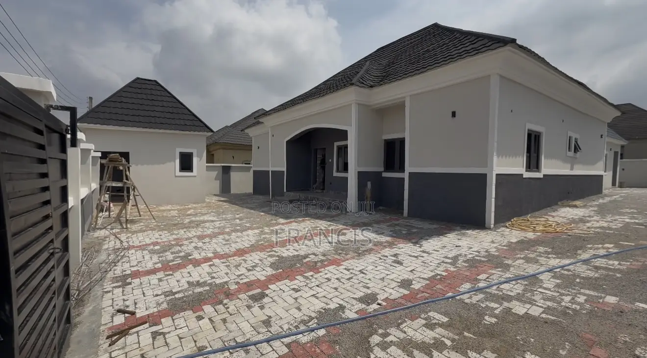 Furnished 3bdrm Bungalow in Efab Verizon, Karsana for sale
