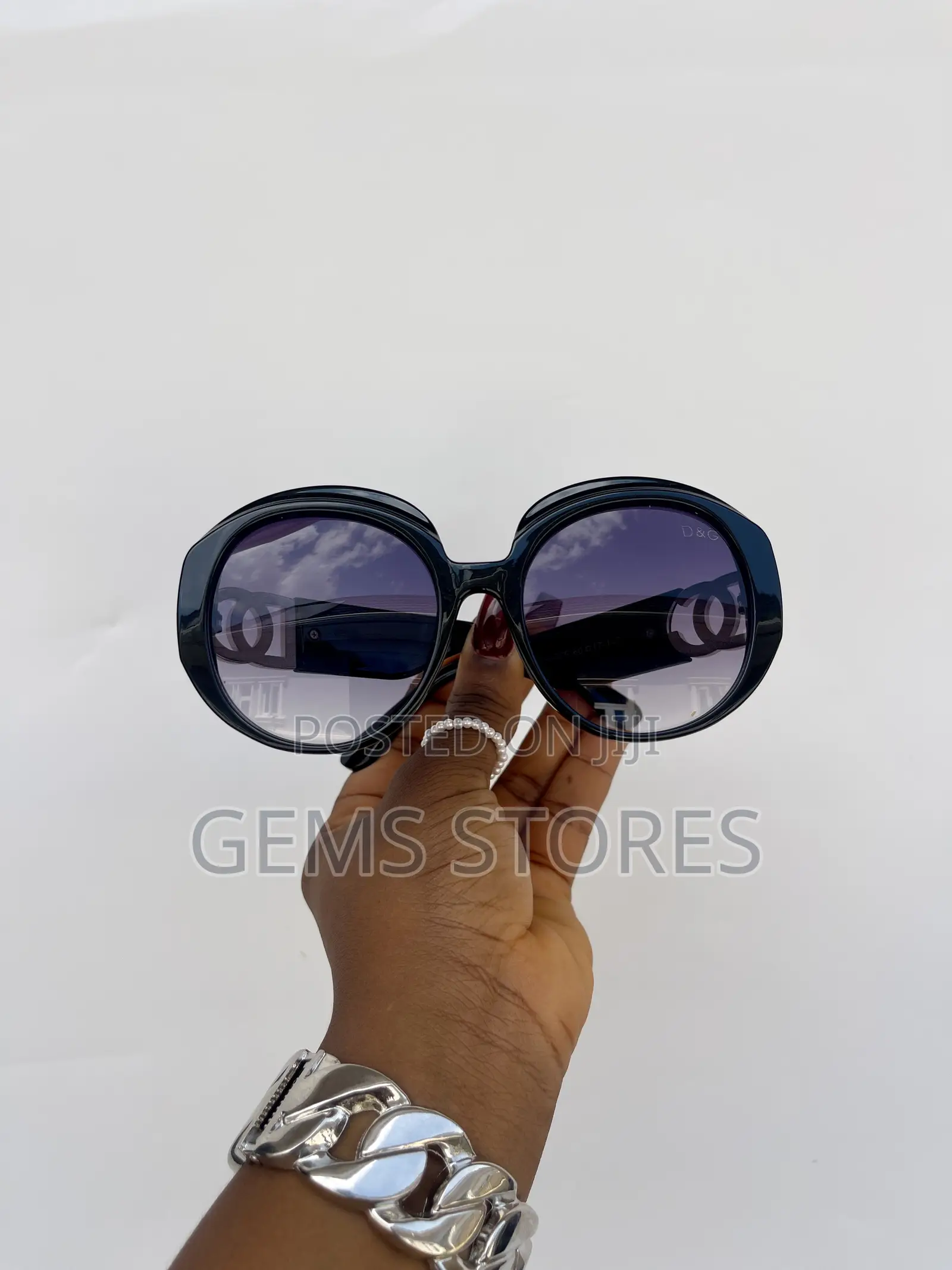 New! Oversized Circular Sunglasses - Choose Black, White, or Maroon