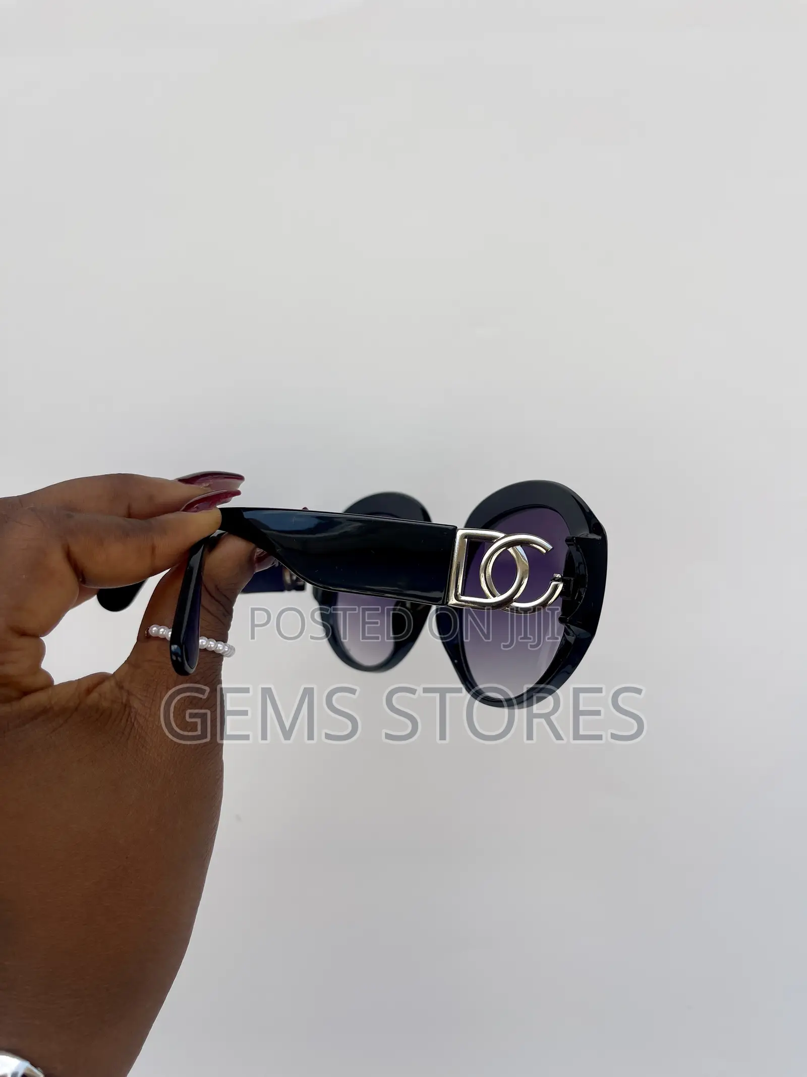 New! Oversized Circular Sunglasses - Choose Black, White, or Maroon