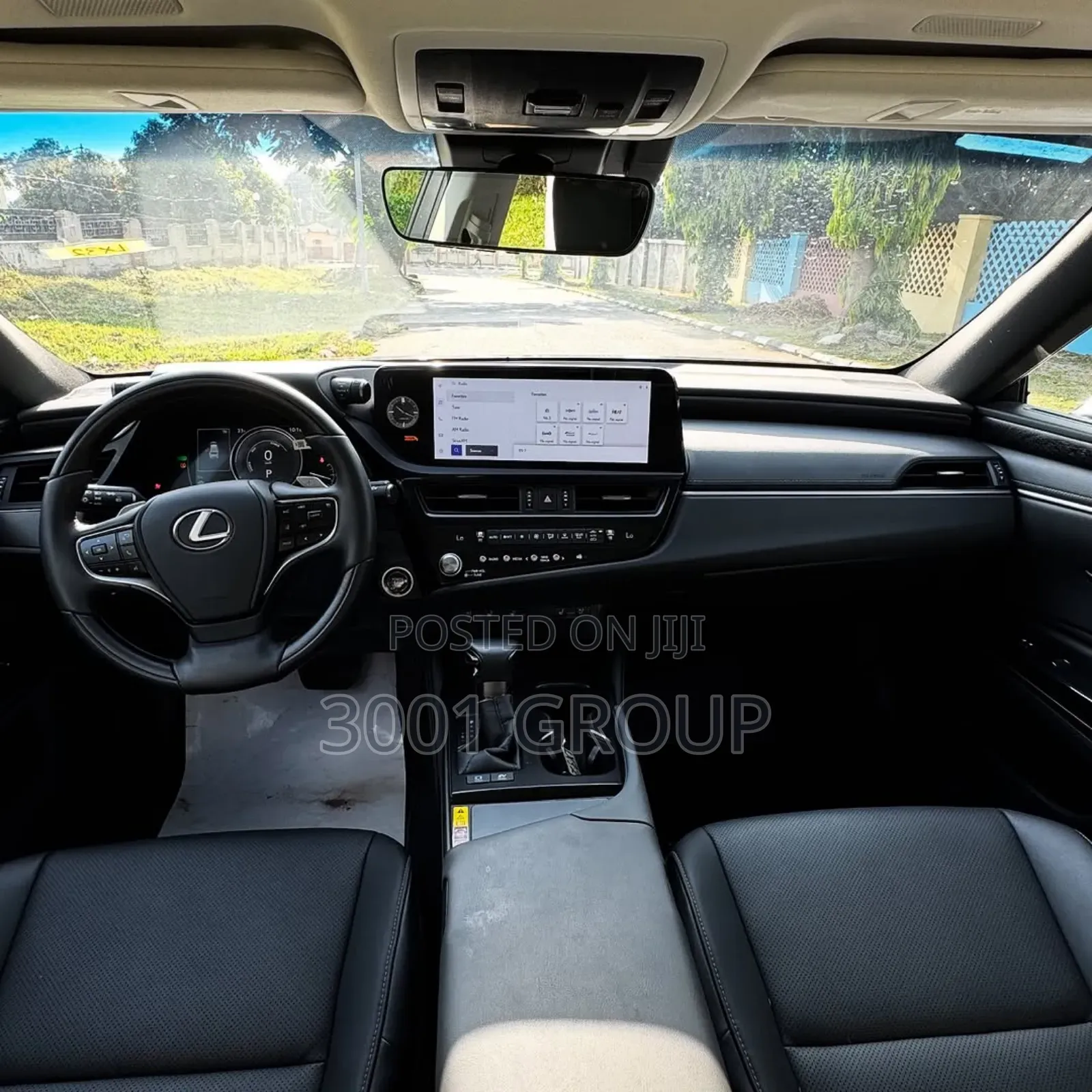 Lexus ES 300h Ultra Luxury FWD 2024 Black