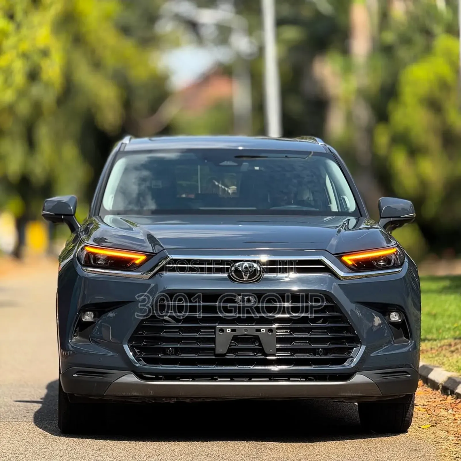 Toyota Highlander Limited 2025 Gray