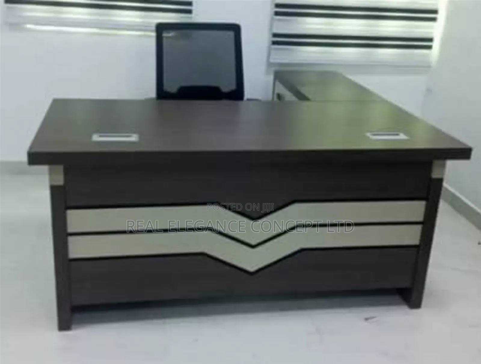 High Quality Modern Office Table With Drawers