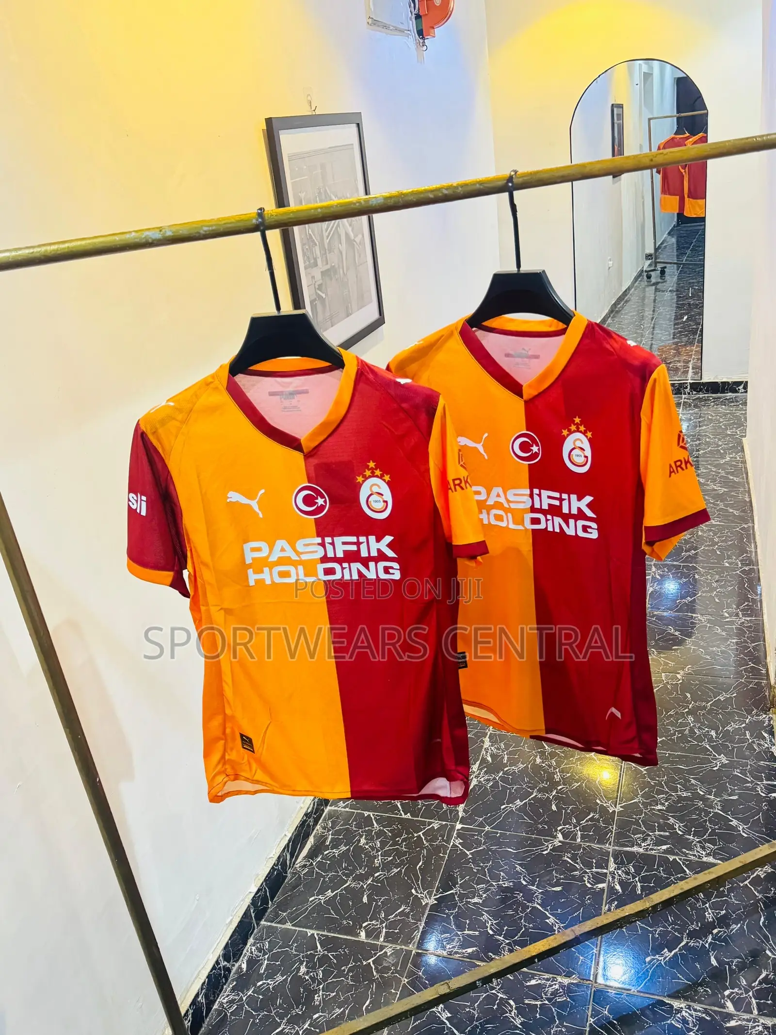 Victor Osimhen Club Galatasary Home and Away Kit