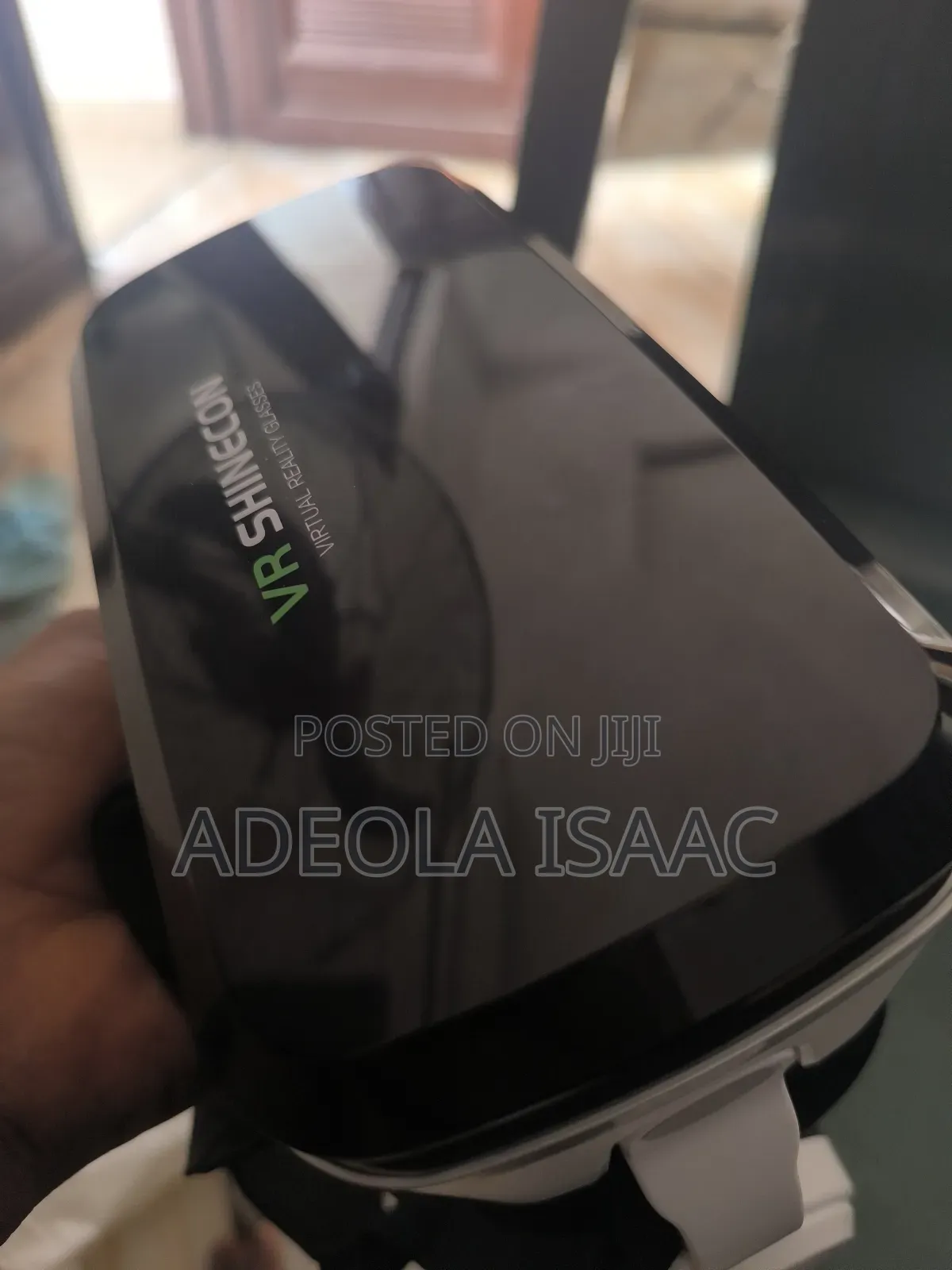 3d Virtual Reality Game for Phone With Bluetooth Controller