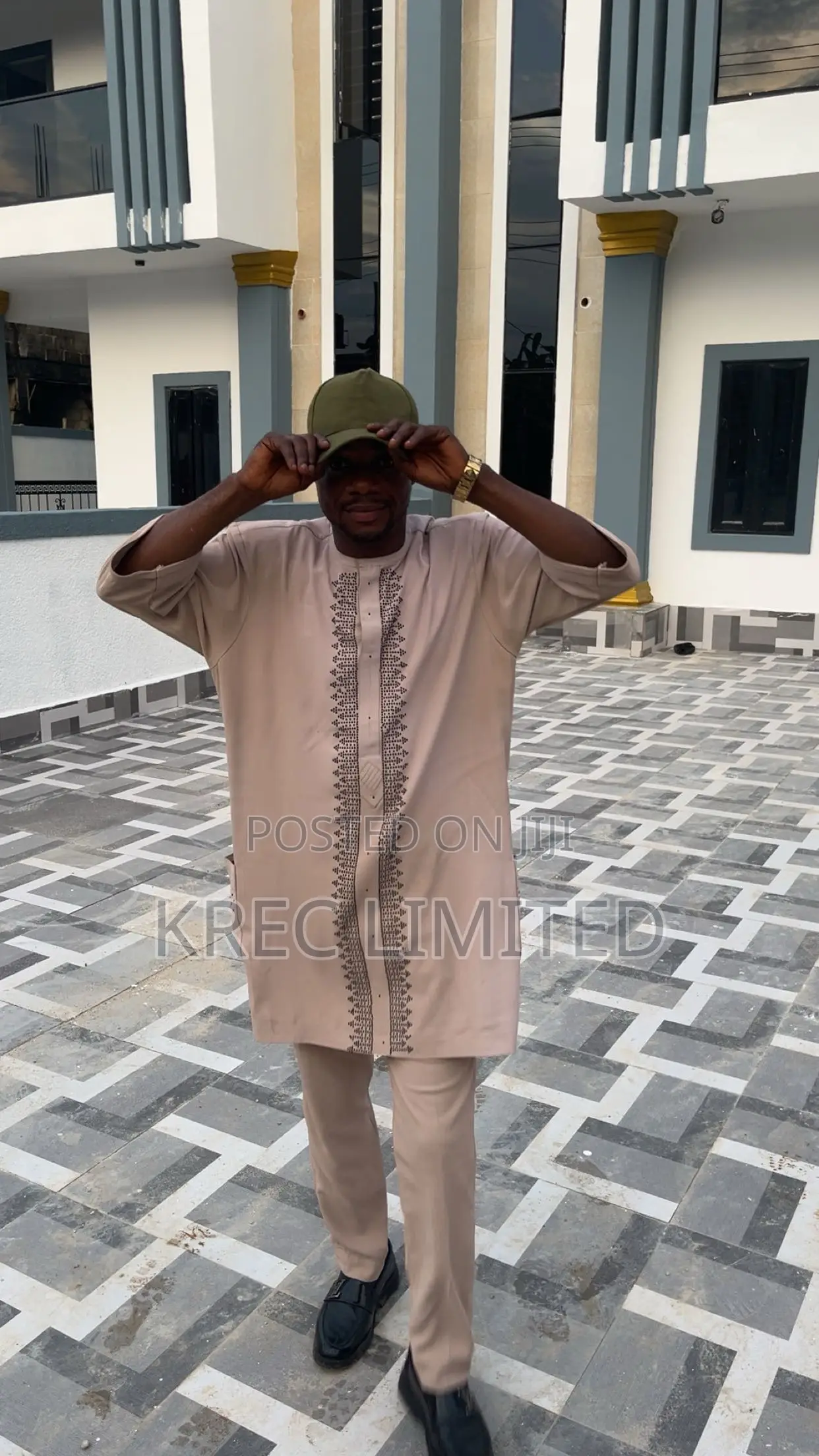 4bdrm Duplex in Obirikwere Flyover for sale