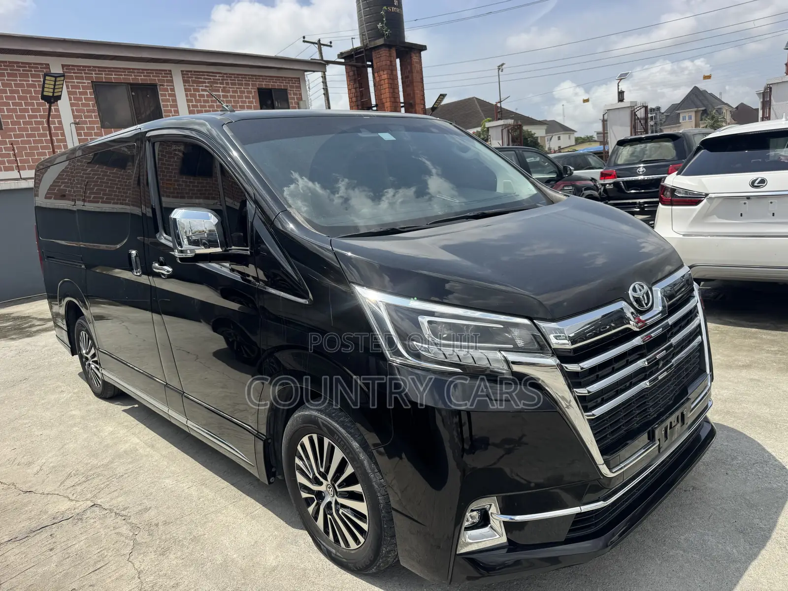 Toyota Granvia 2022 Black