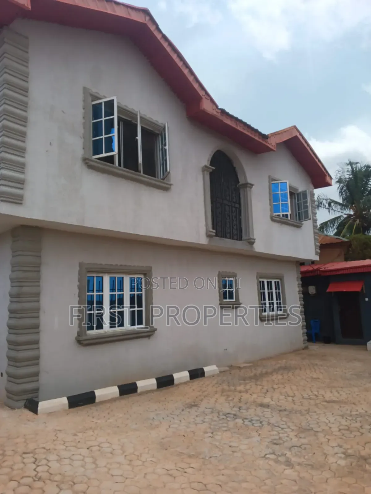 5bdrm Duplex in Akingbade Gbaki, Ibadan for rent