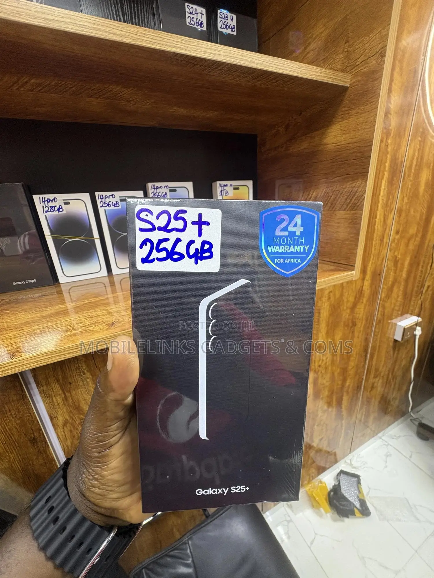 New Samsung Galaxy S25+ 256 GB Silver
