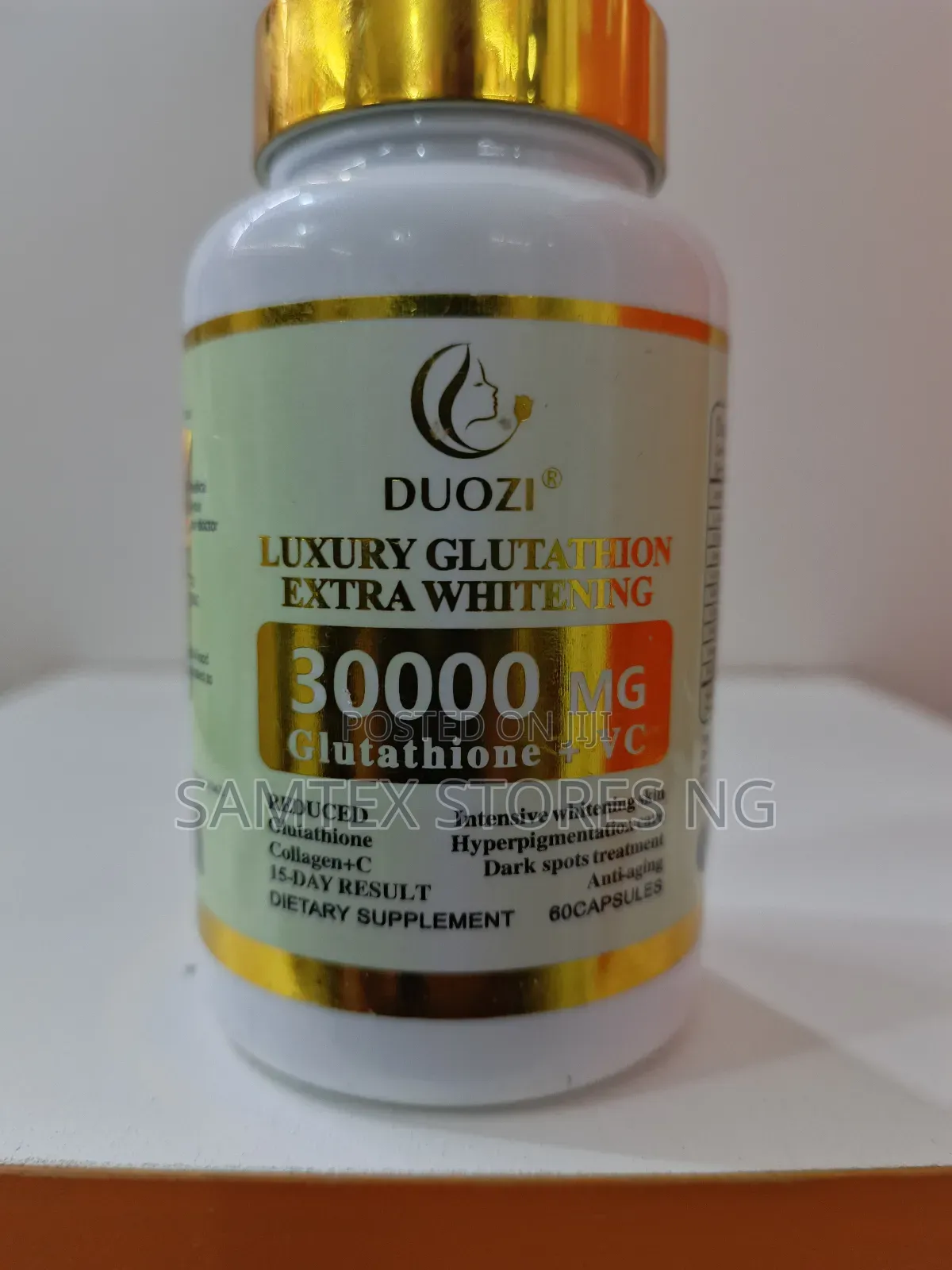 Luxury Glutathione Extra Whitening Capsule.
