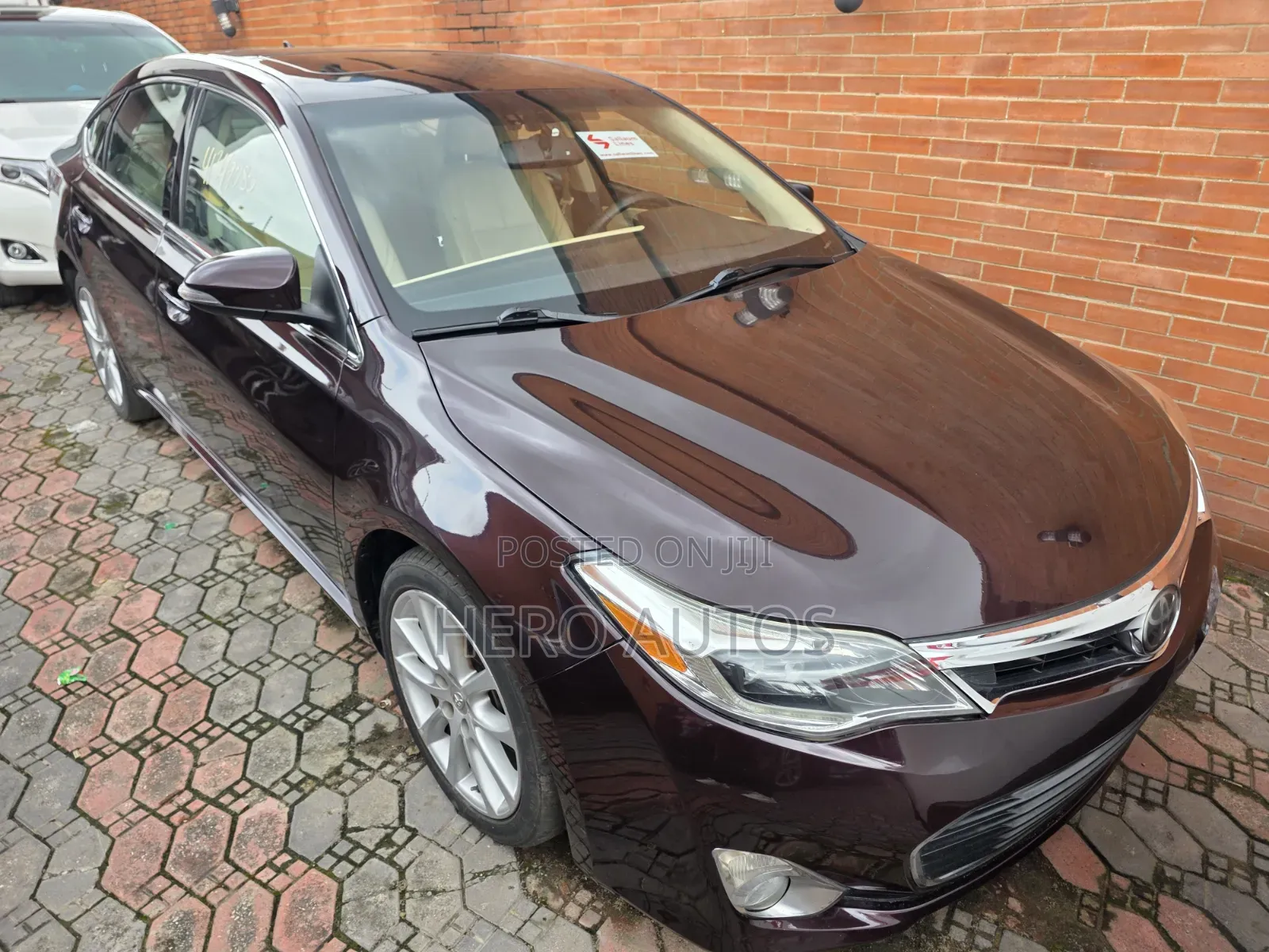 Toyota Avalon Limited 4dr Sedan (3.5L 6cyl 6A) 2015 Burgundy
