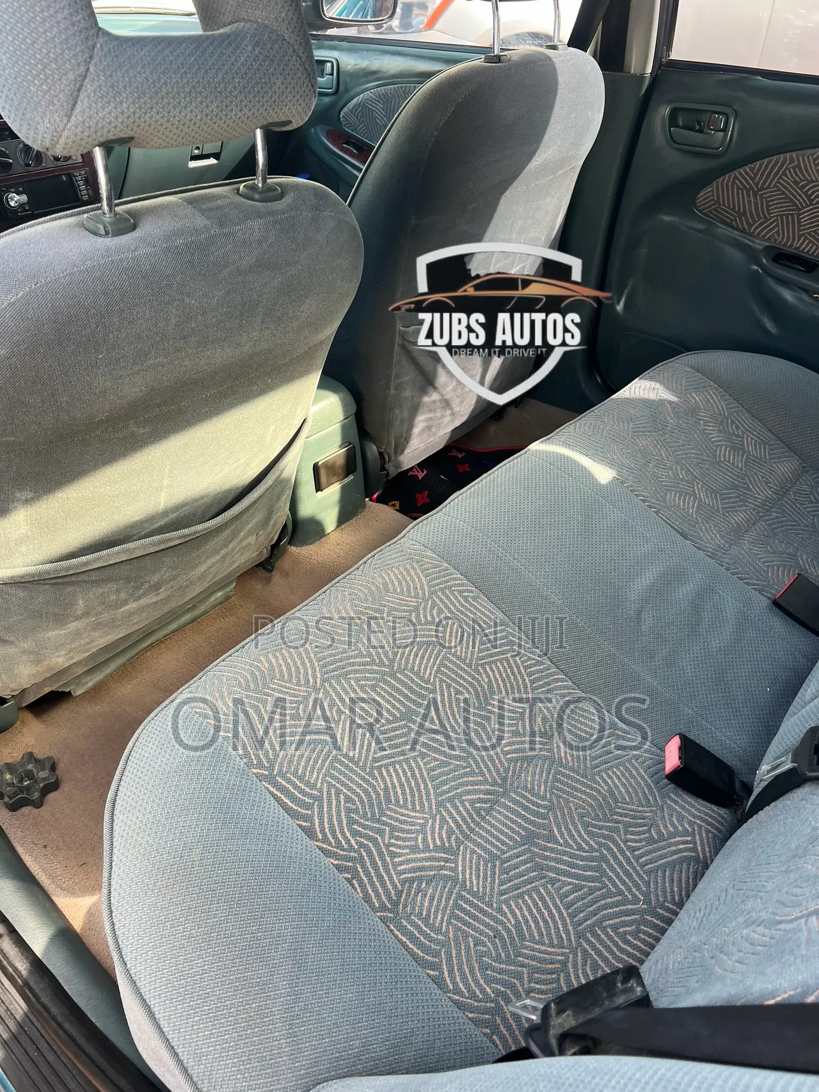 Toyota Avensis 1.8 1998 Green