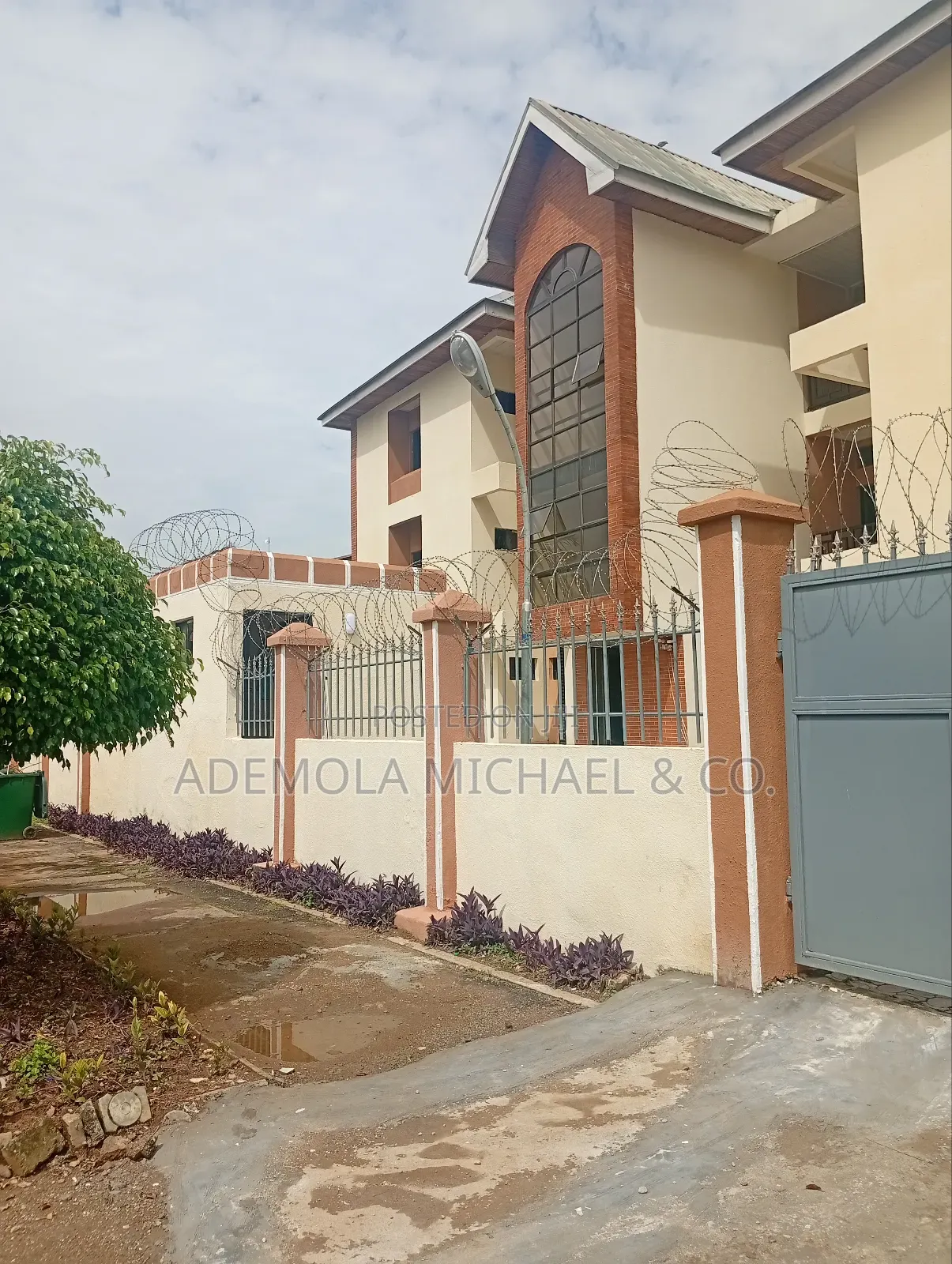 3bdrm Block of Flats in Maitama District for rent