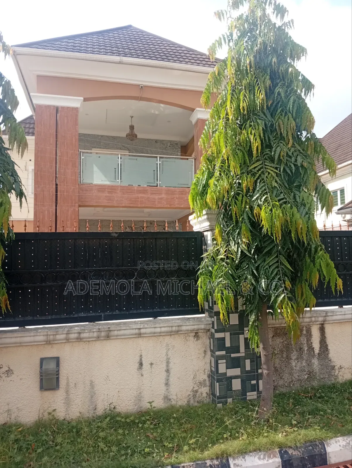 5bdrm Duplex in Mab Global Estate, Gwarinpa for rent