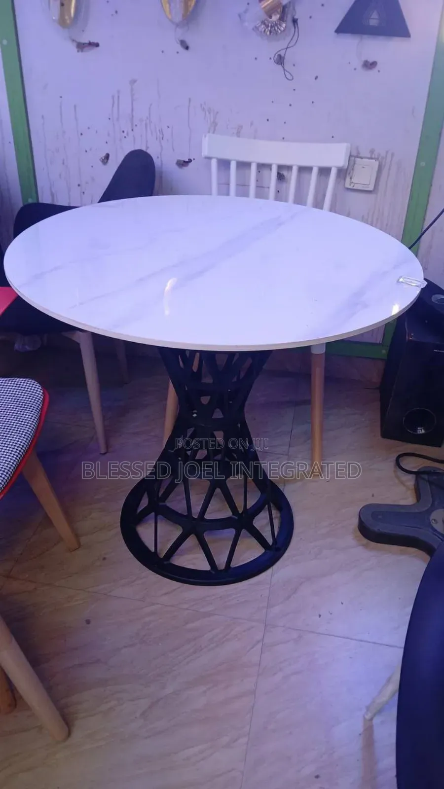 Mabel Table