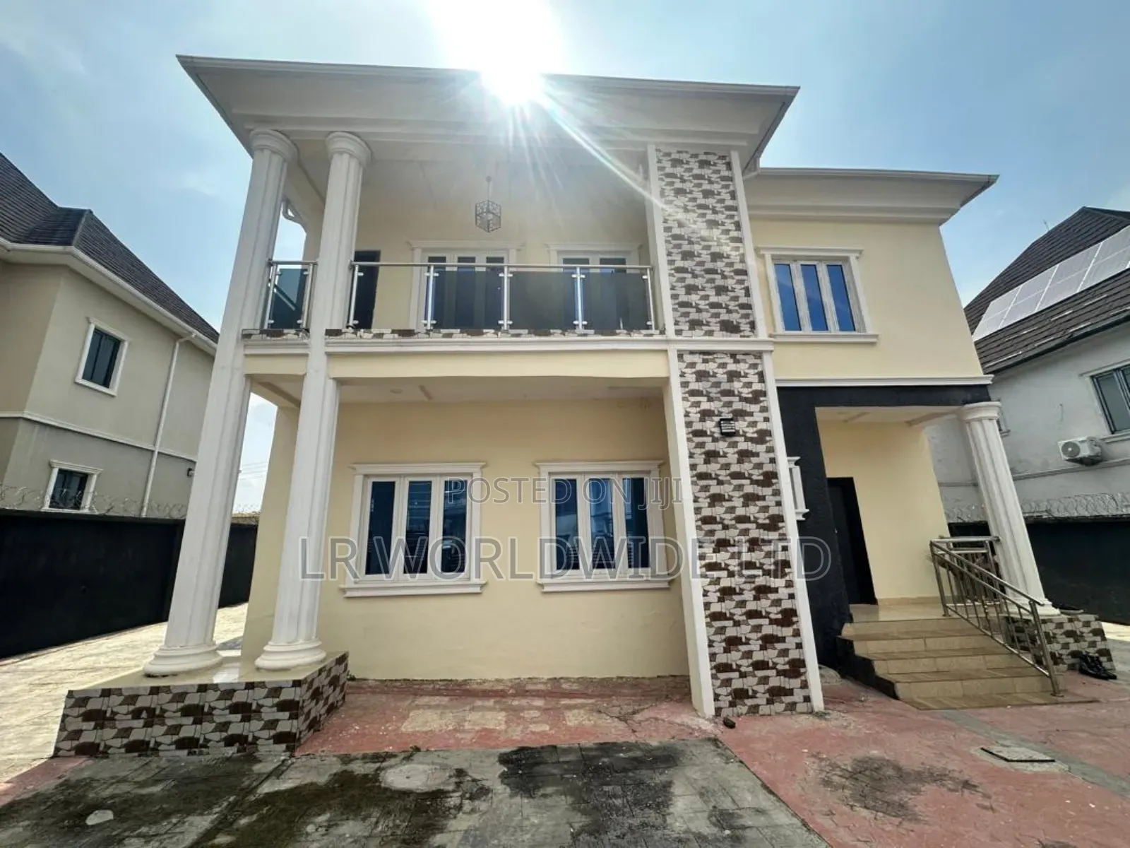 5bdrm Duplex in Lugbe District for sale