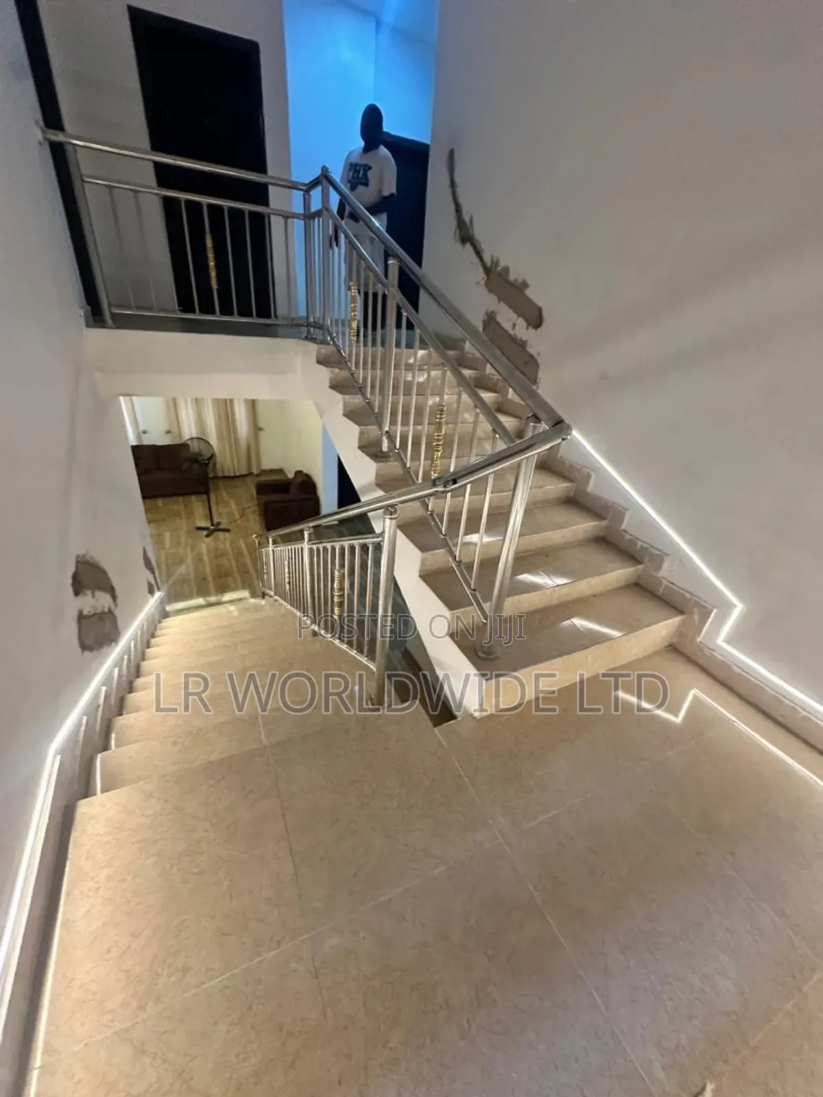 5bdrm Duplex in Lugbe District for sale